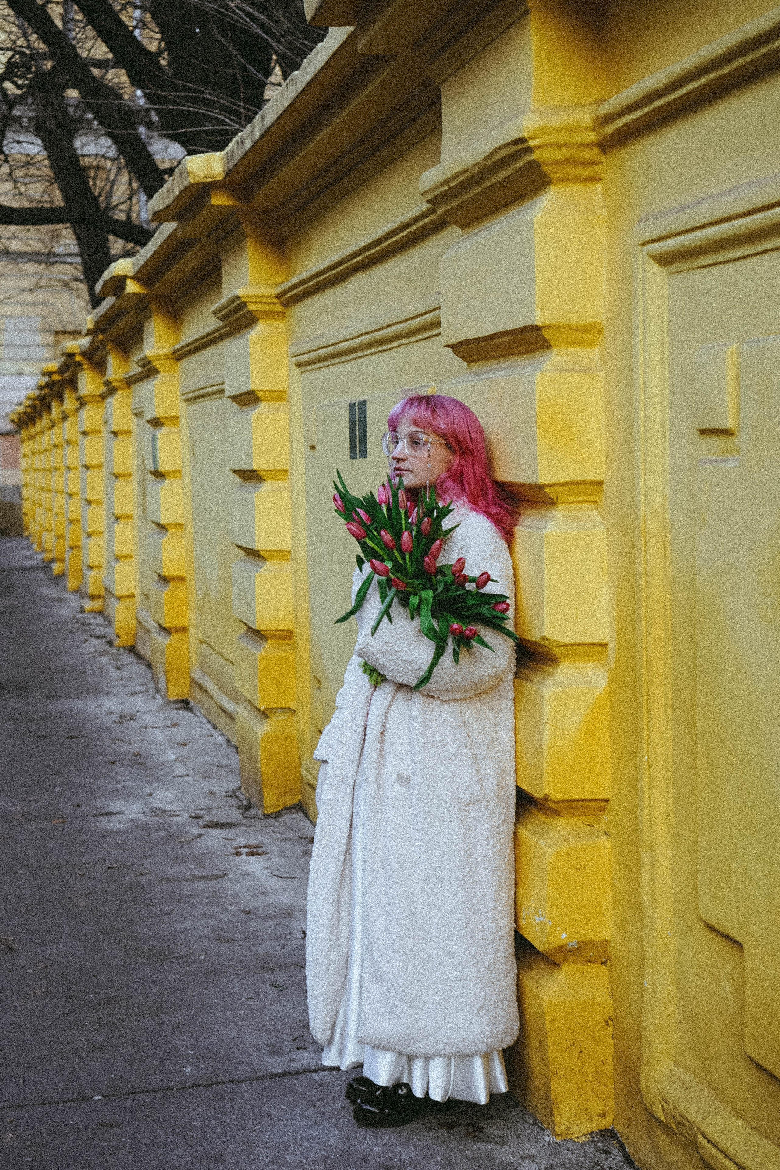 Прогулочная фотосессия с тюльпанами. Профессиональный фотограф, Санкт-Петербург — Виктория Богомолова