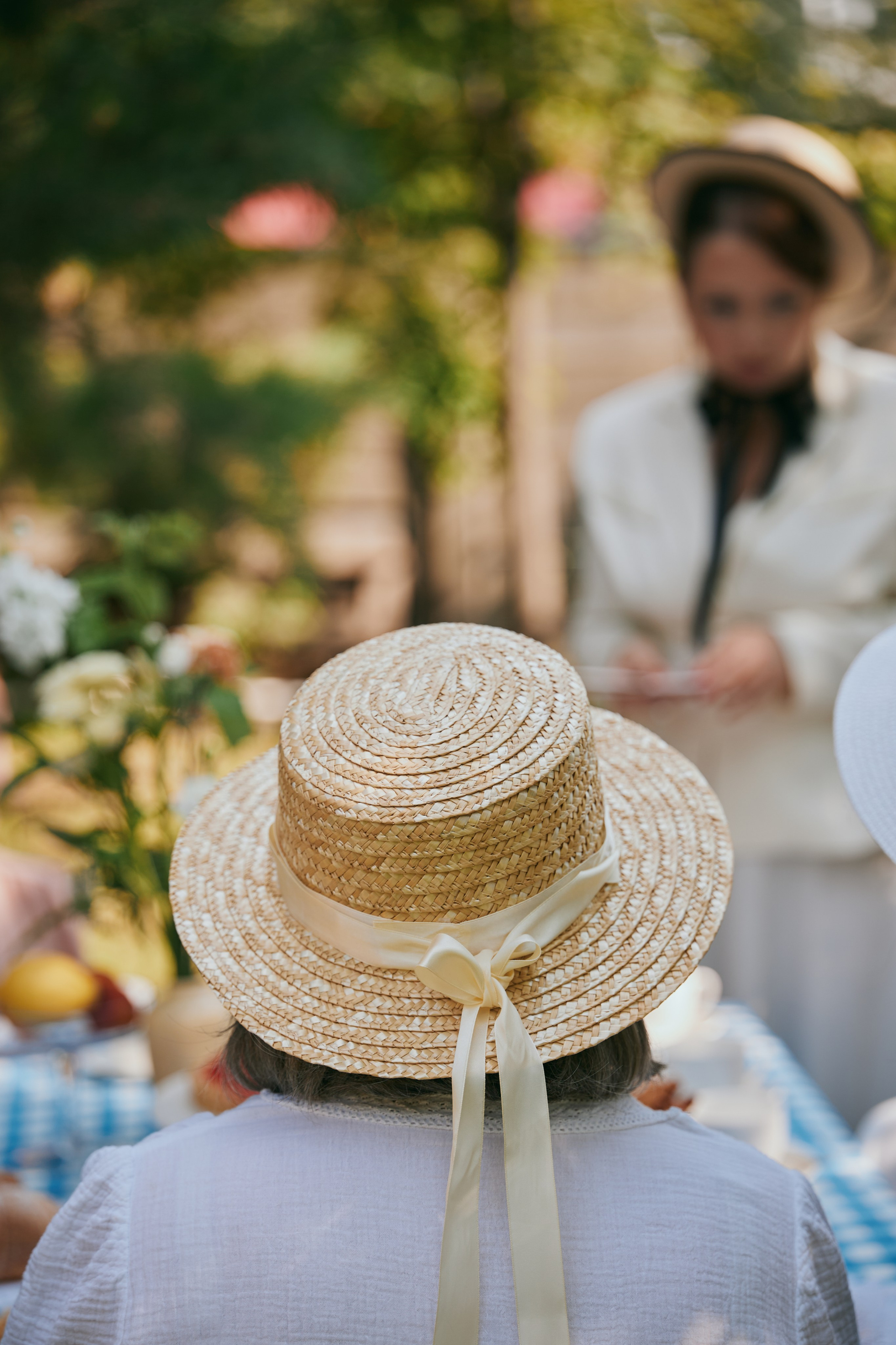 Завтрак в шляпках. Фотограф и видеограф в Кургане Леонид Корнильев