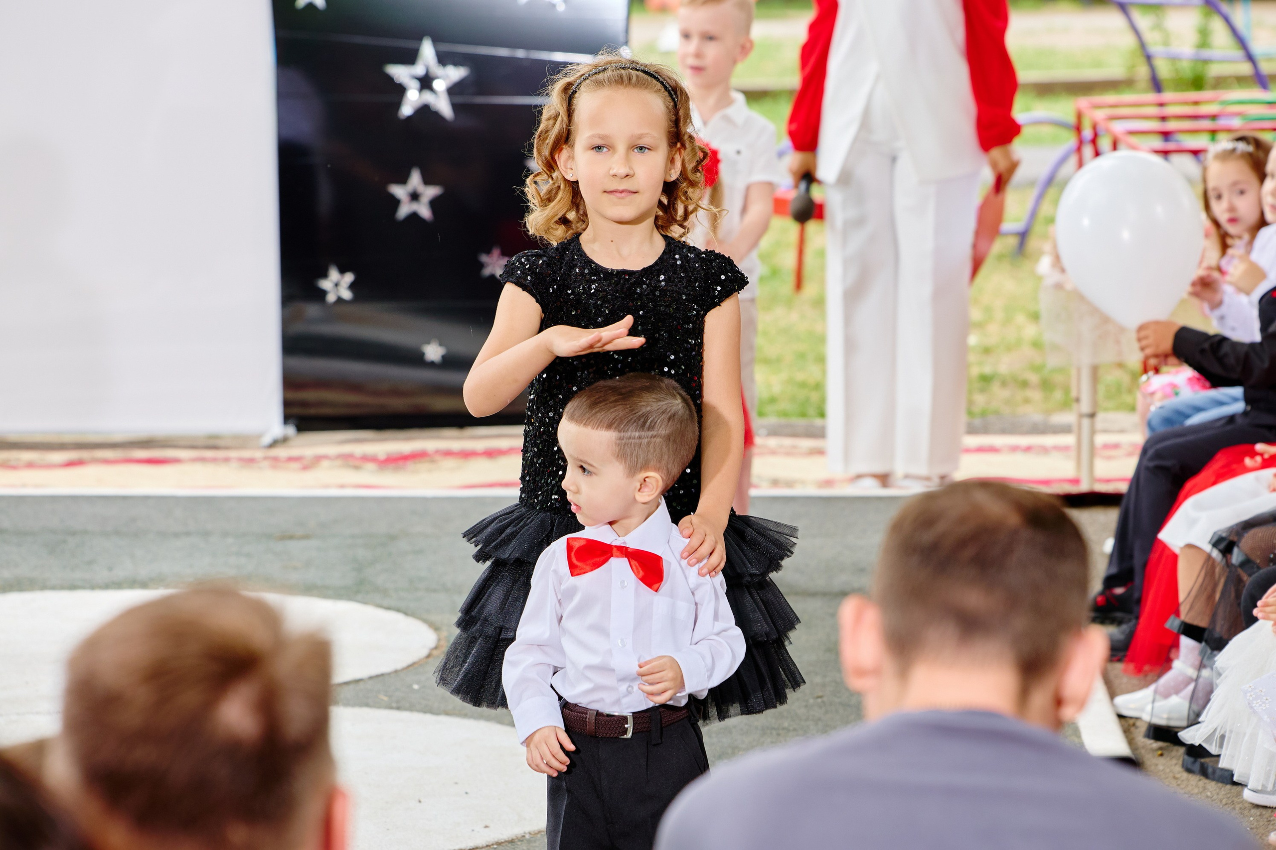 Выпускной 45 сад. Фотограф Выпускные альбомы Таганрог Сергей Коробченко