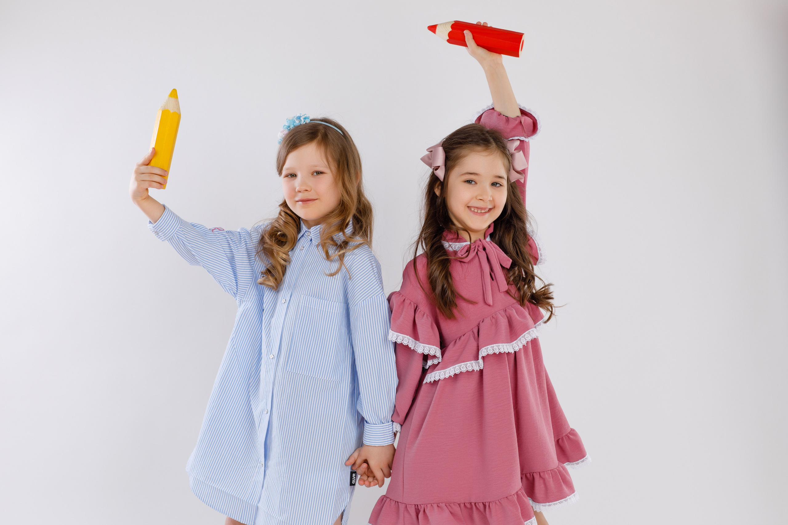 ГРУППОВЫЕ ФОТОГРАФИИ. Выпускные альбомы в Москве FOTOVMESTE