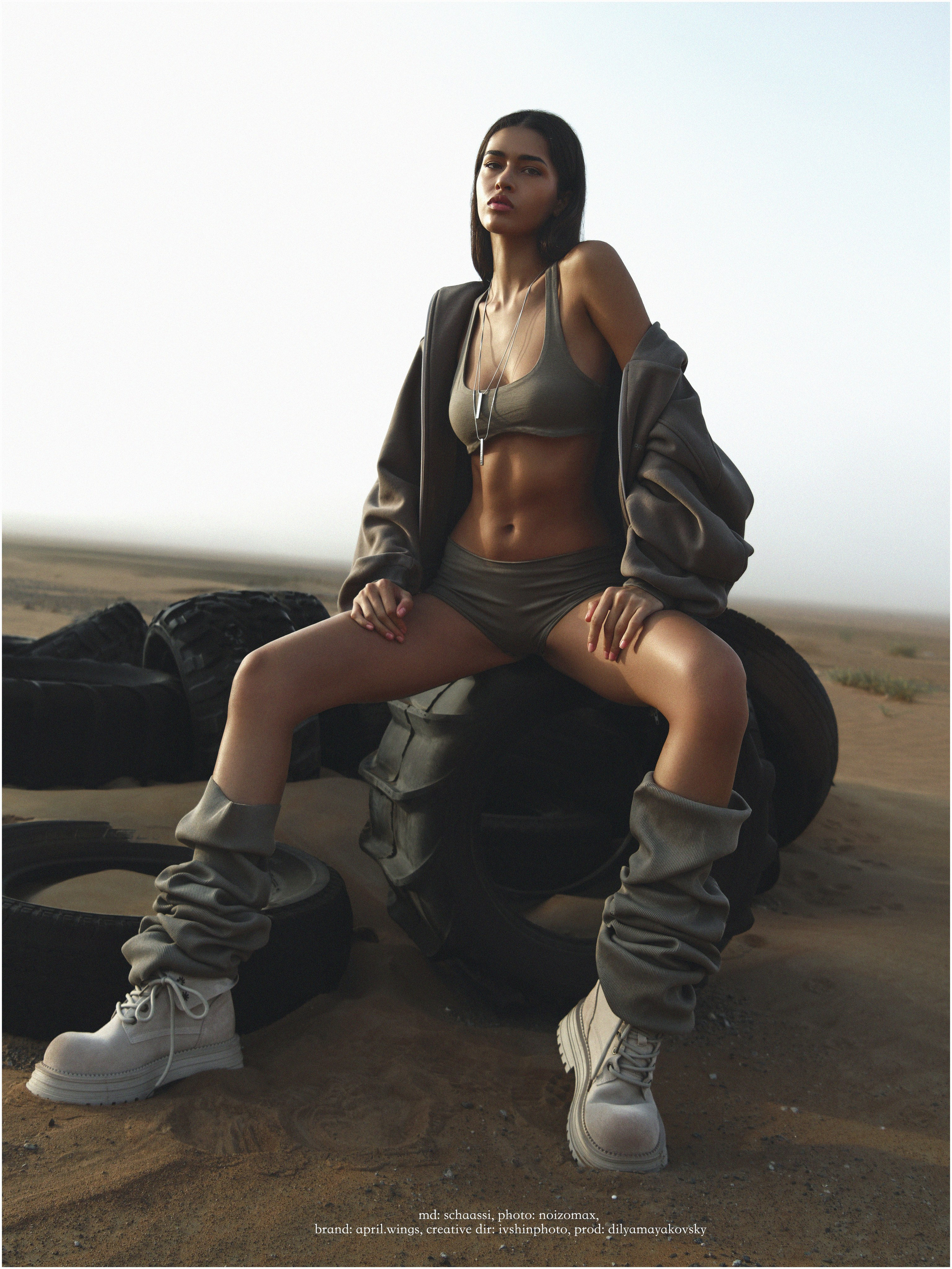 Фотограф Москва. NOIZOMAX Художественный фотограф в Дубай