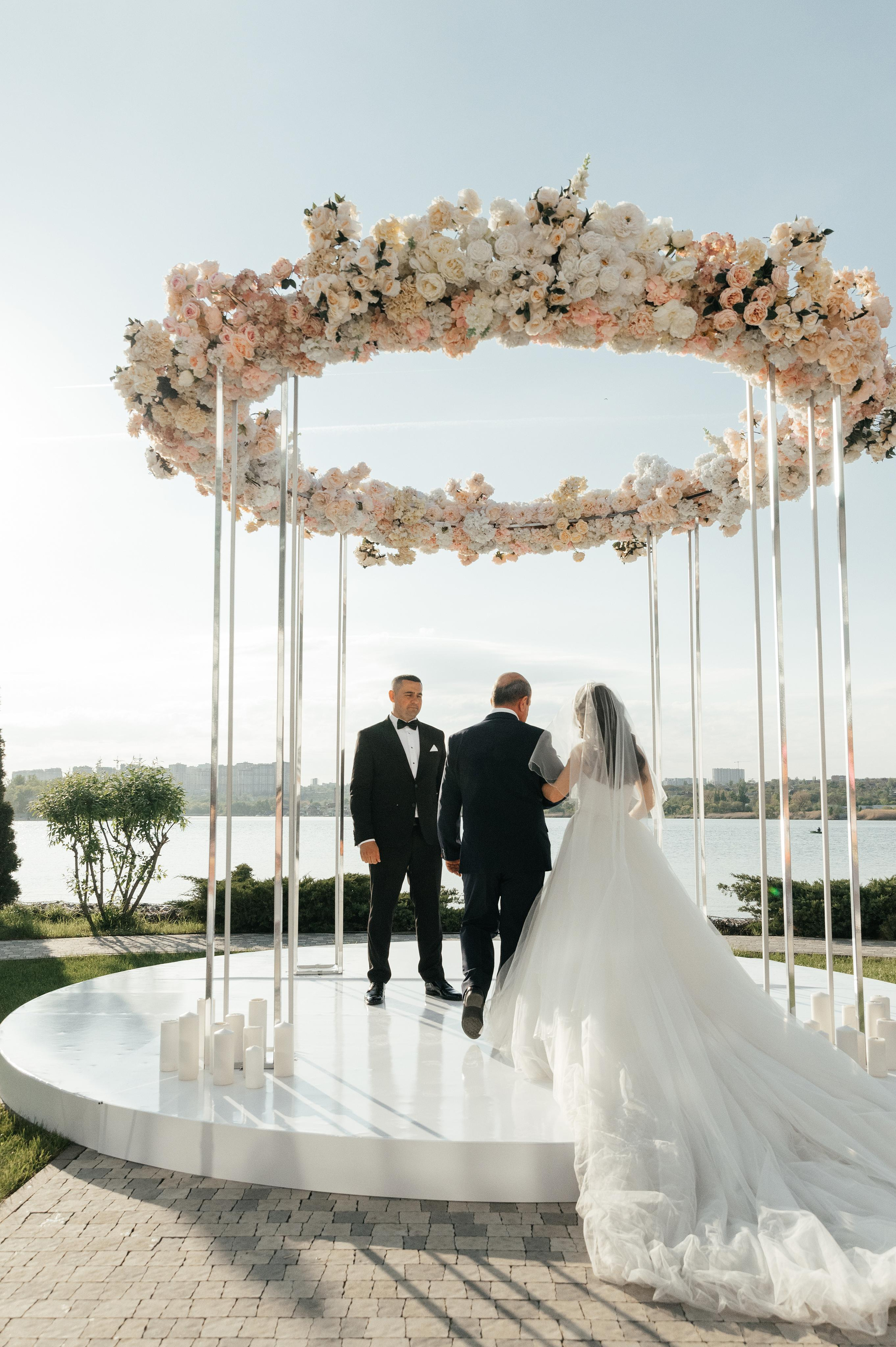 Wedding and family photographer in Dubai Vasilii Albul