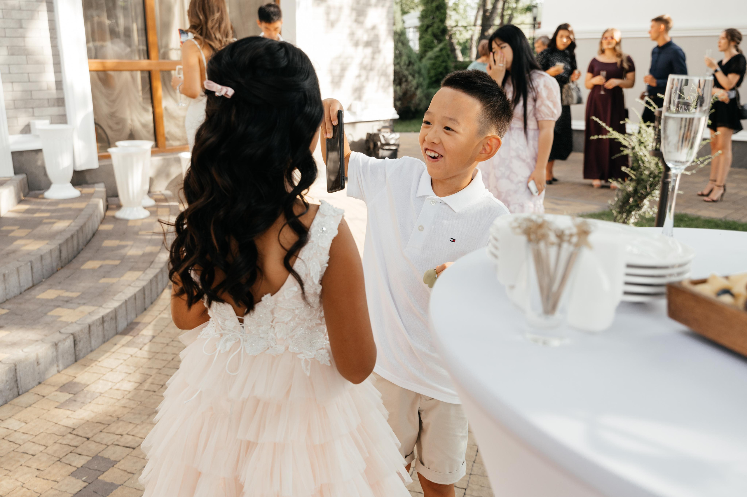 Wedding and family photographer in Dubai Vasilii Albul