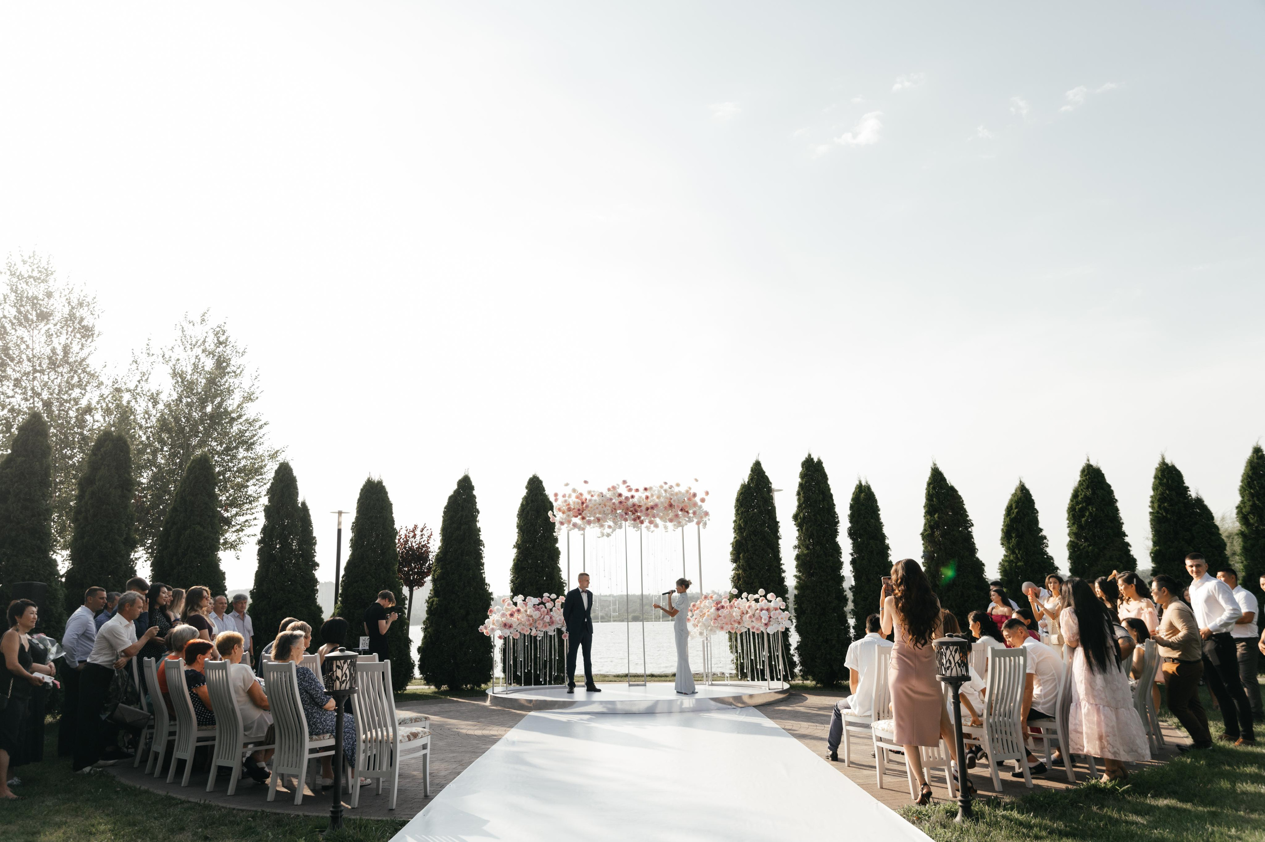 Wedding and family photographer in Dubai Vasilii Albul