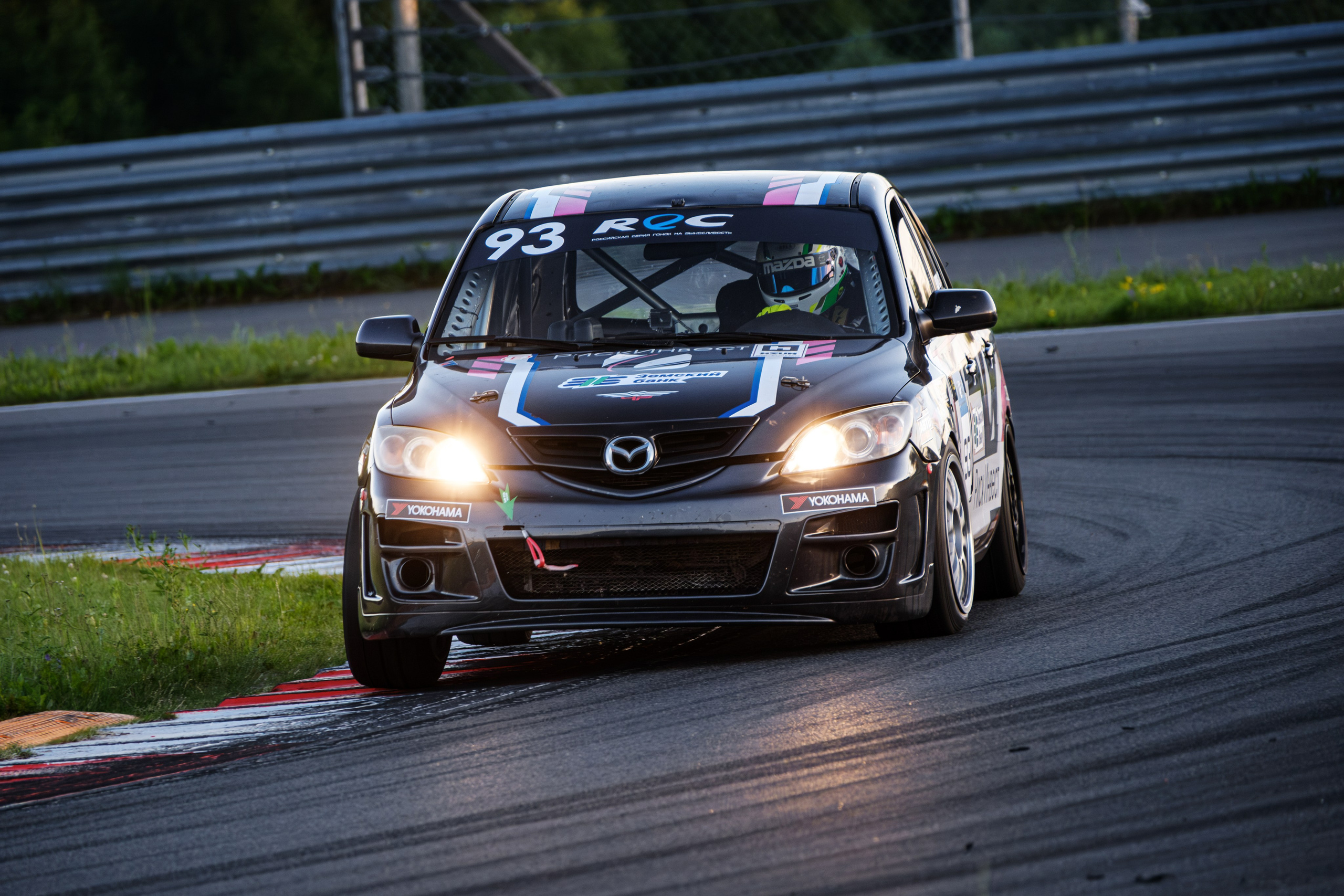 Российская серия гонок на выносливость. Авто и мотоспорт — фотограф Антон Медведев iCoguar