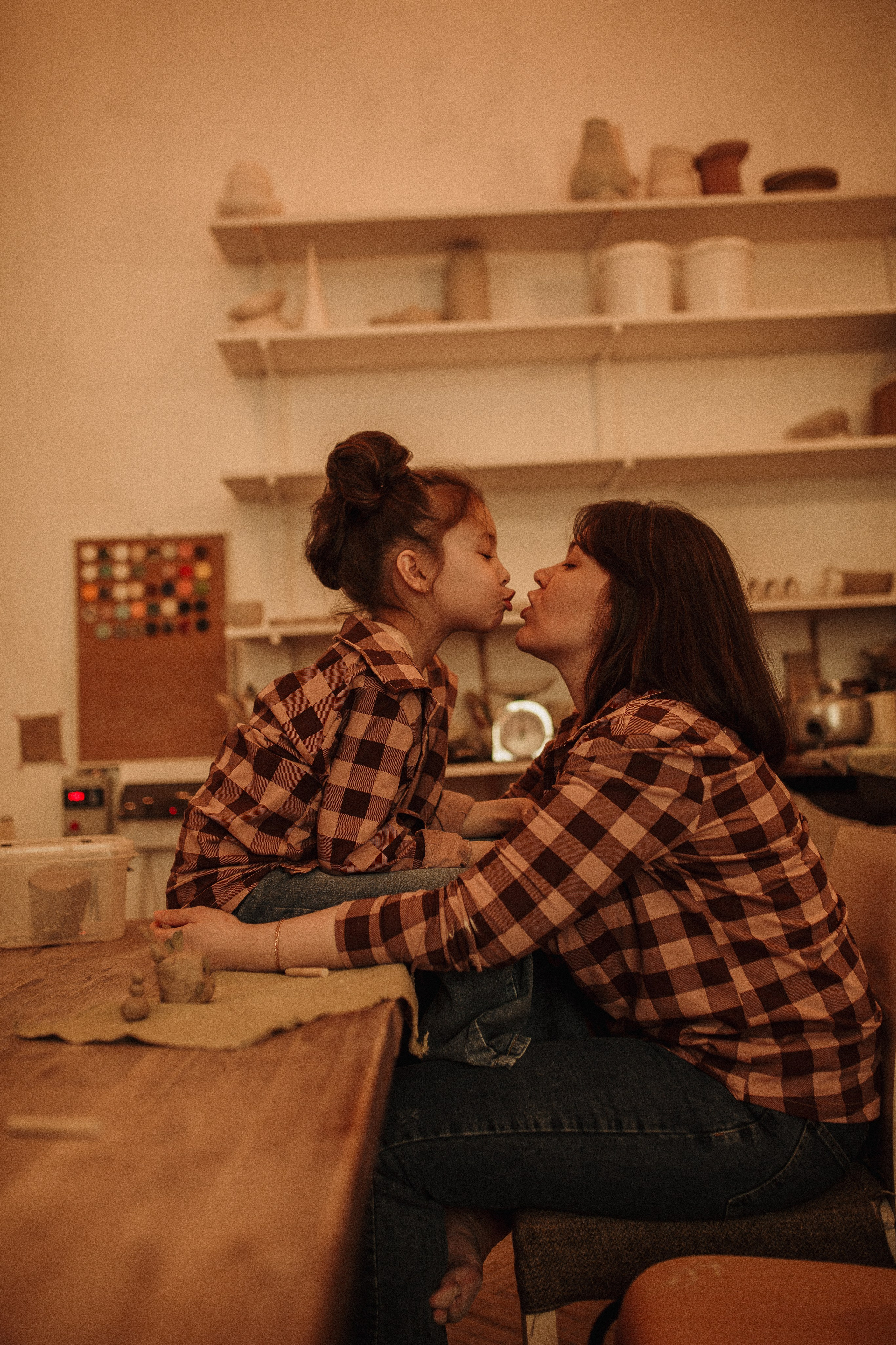 Дина & София гончарная. Семейный и Свадебный фотограф в Санкт-Петербурге Плохая Екатерина