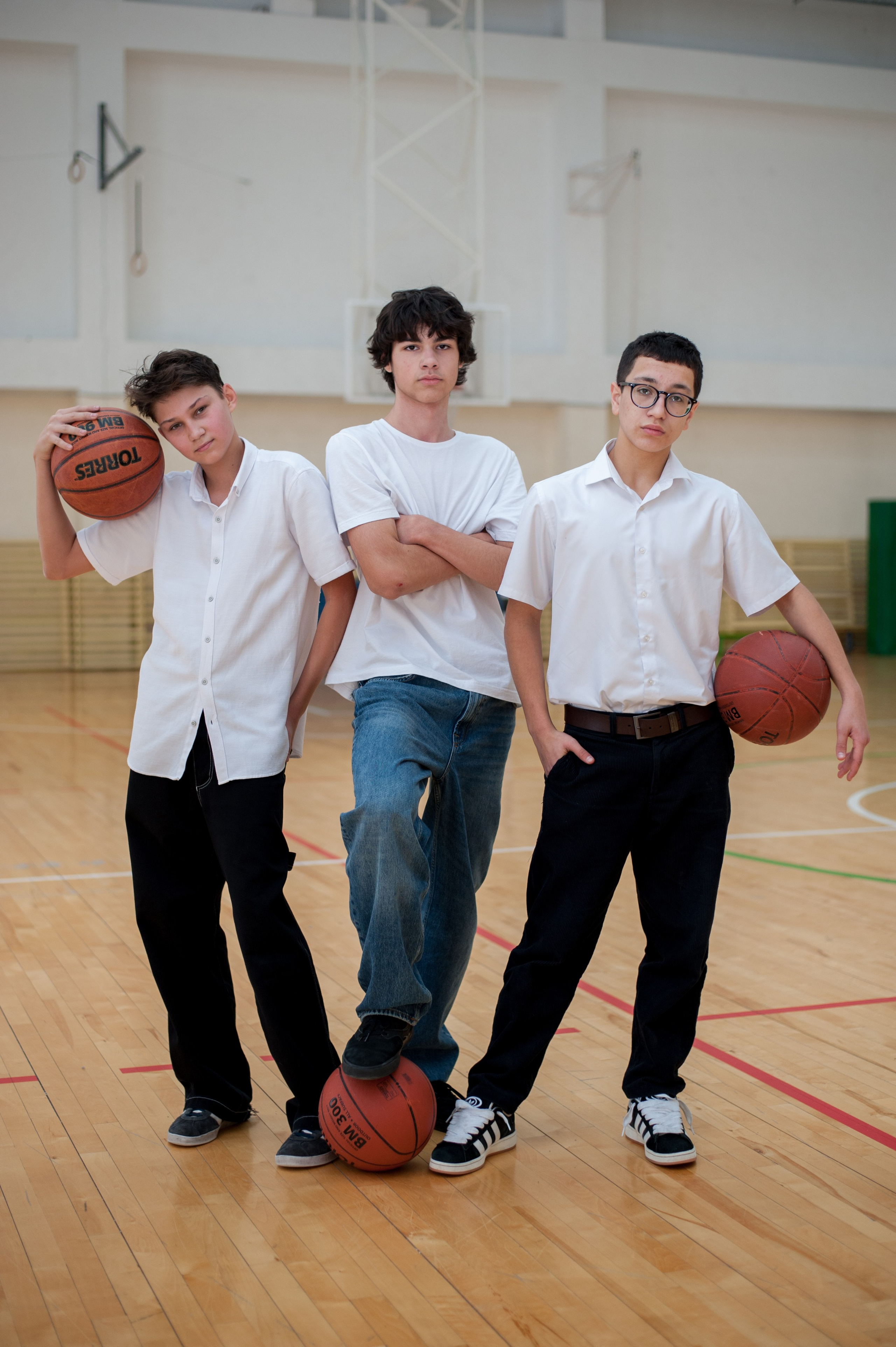 9,11 класс спортзал. Выпускной альбом Чехов, Подольск, Москва