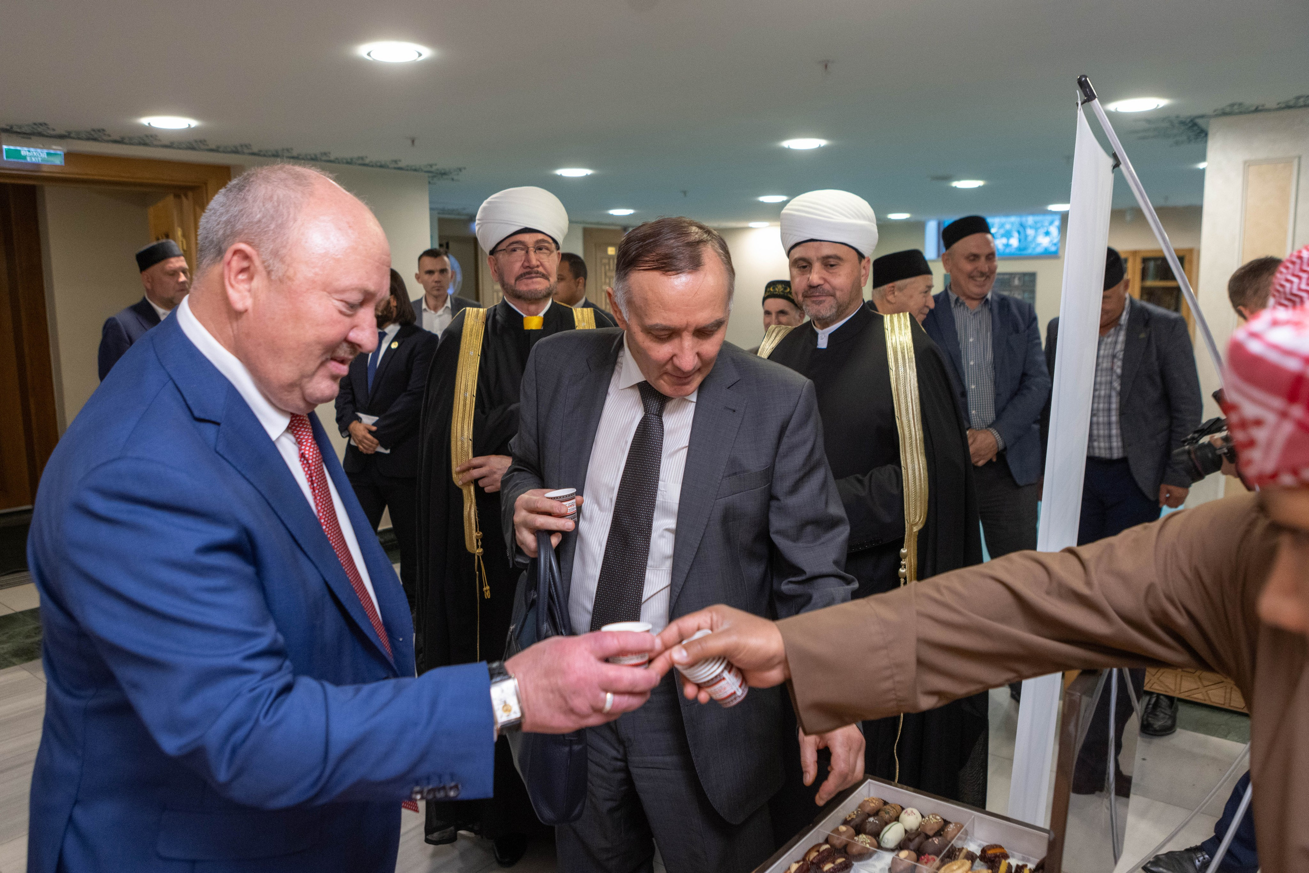 Открытие выставки Мир Корана. Рекламный, предметный, репортажный, семейный фотограф и художник в Москве