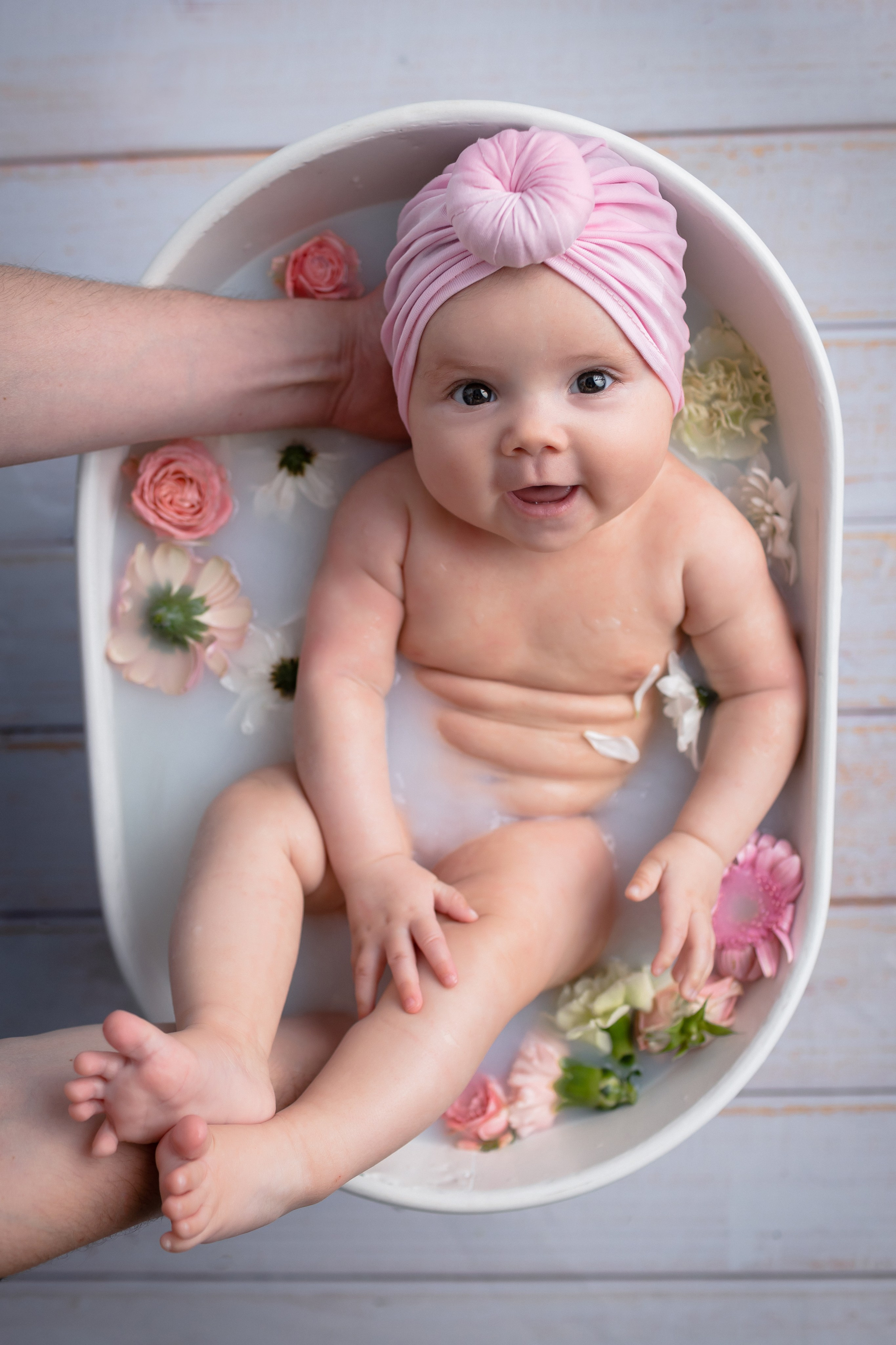 Фотостудия для новорожденных и малышей в Твери — «На ручках»