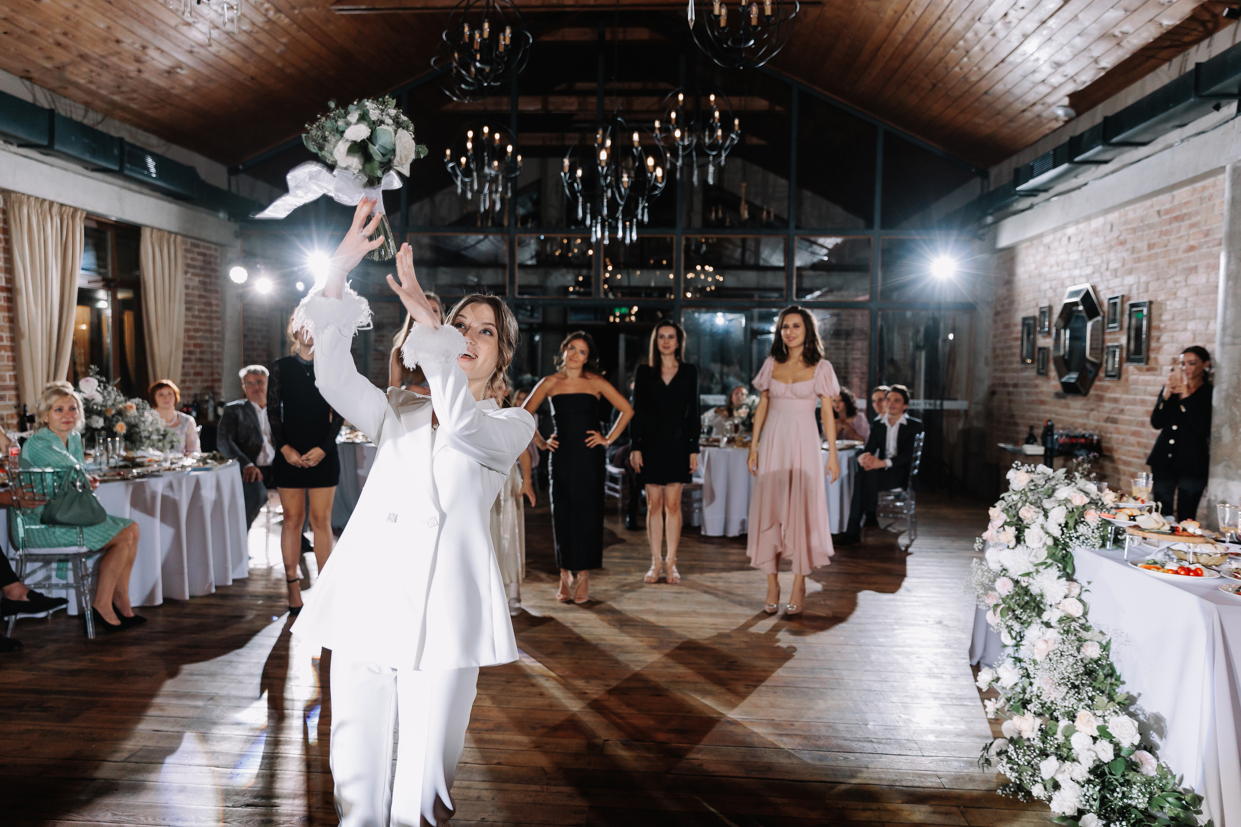 Никита и Полина (Арт Виллаж). Свадебный фотограф в Москве    Еремин Анатолий