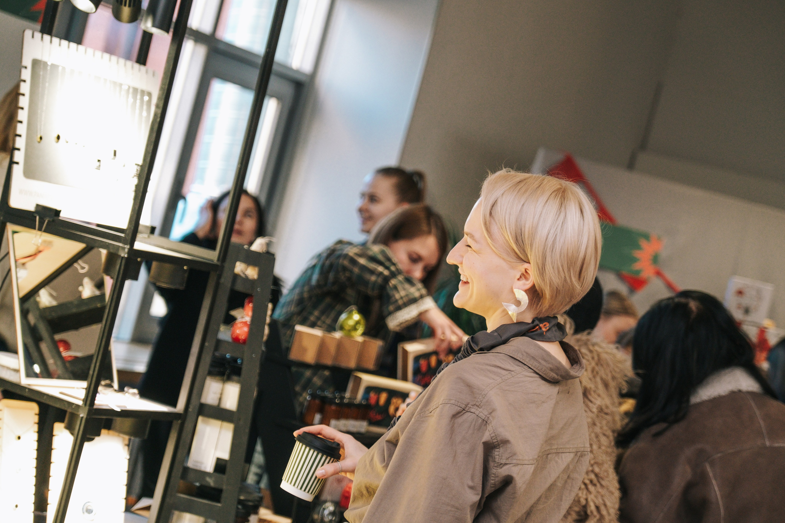 НОВОГОДНИЙ РЕЛЬСЫМАРКЕТ 2025. Главная