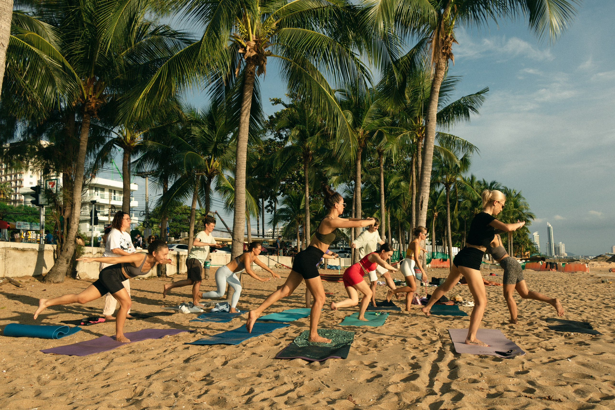 Yoga 8/11/25. Портретный фотограф Паттайя