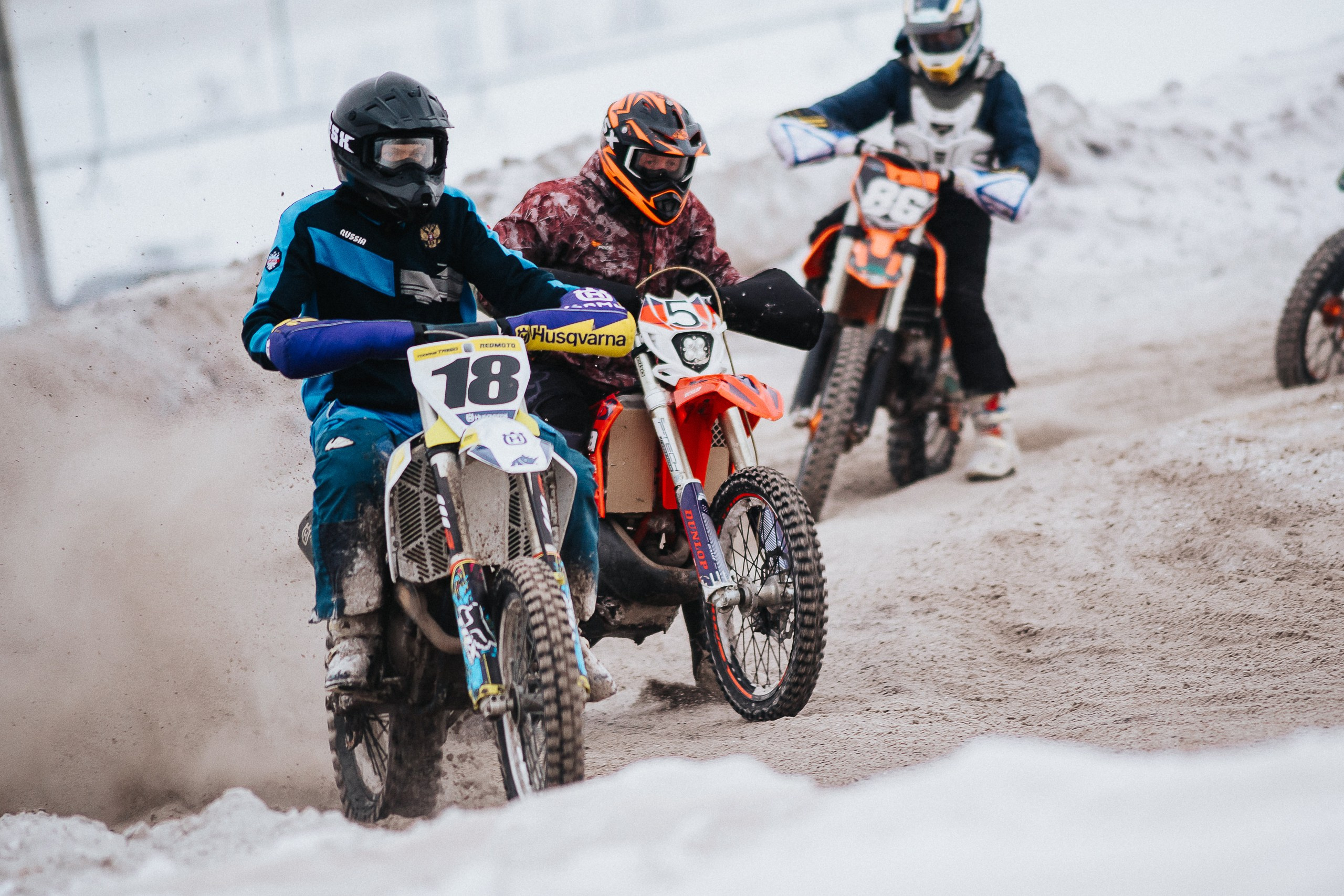 29.12.2024 — Праздничная тренировка на мотоциклетной трассе Люскус. Репортажный фотограф в Кемерово