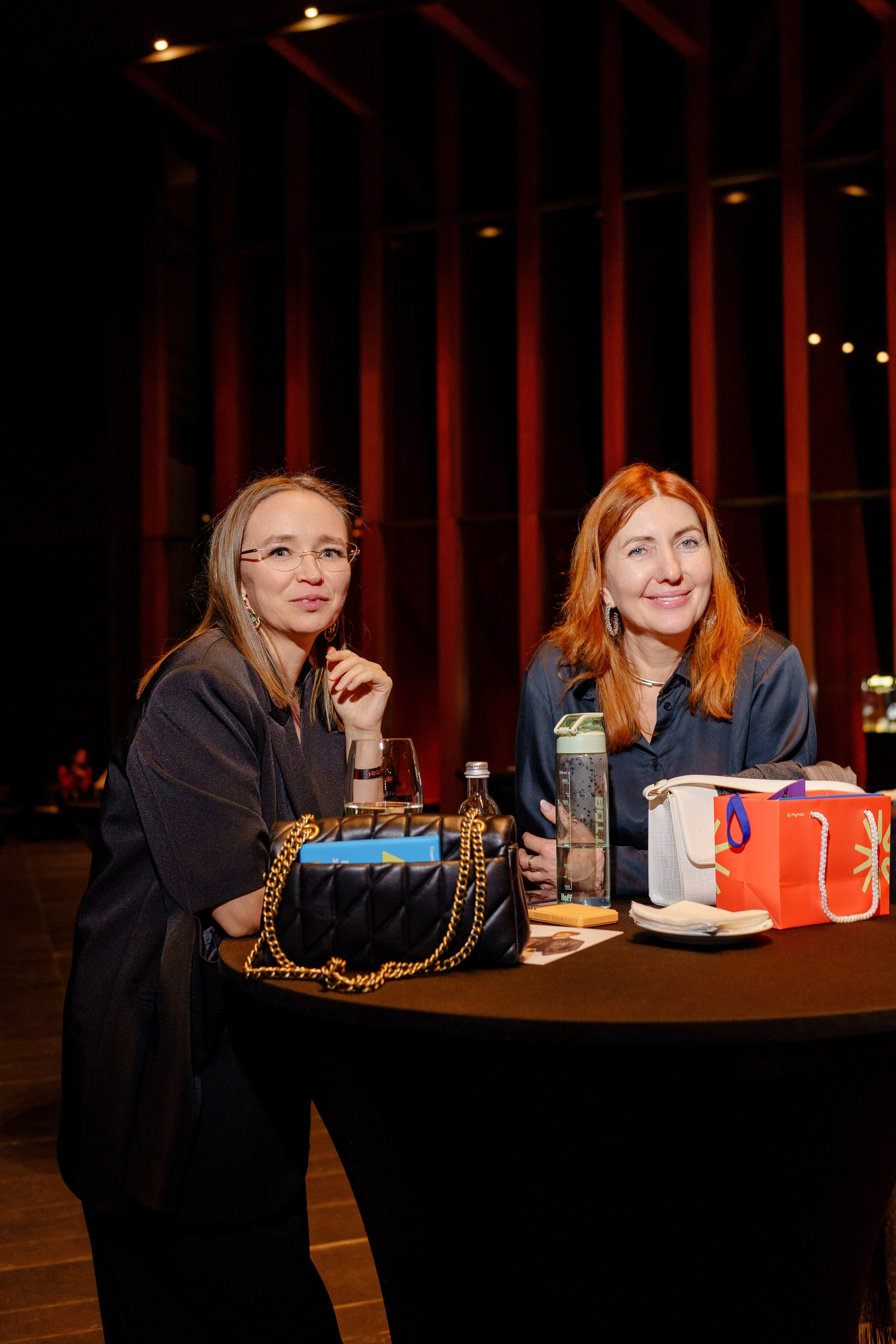 Фотограф репортажный на конференцию/форум в Москве. Репортажный фотограф в Москве Саша Дружинина