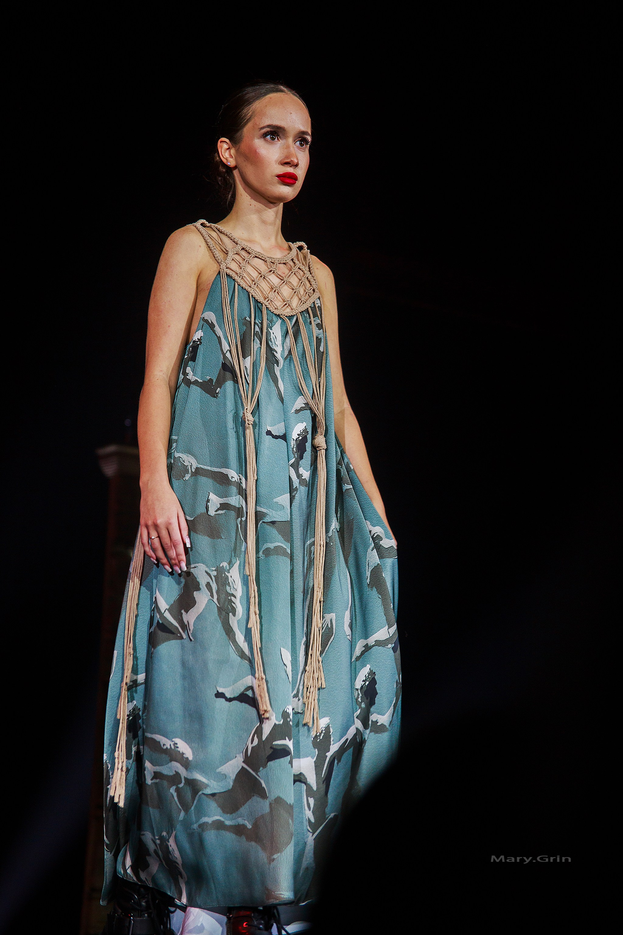 Подиумный спектакль «стиль Надежды» 2025. Детский и семейный фотограф, фотограф мероприятий Нижний Новгород