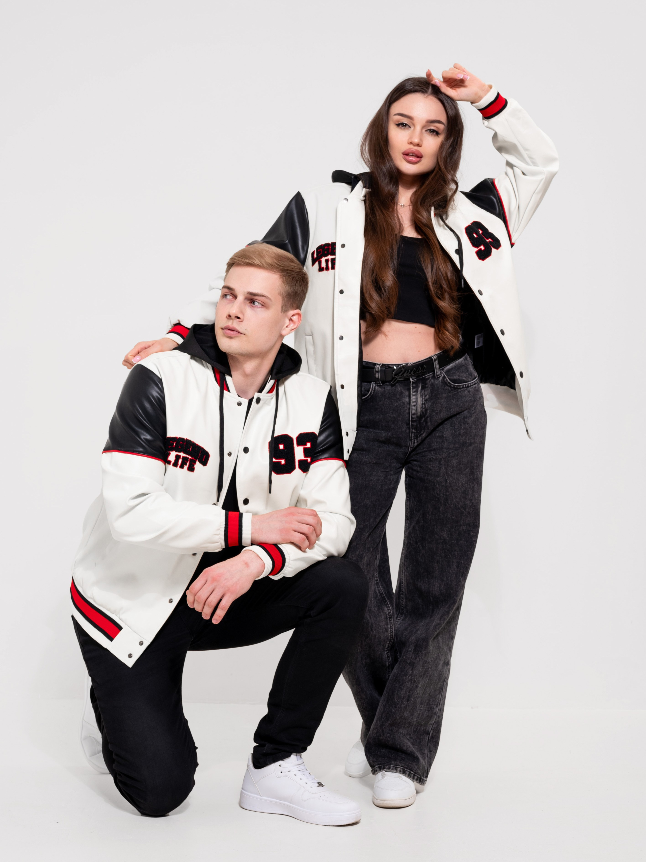 Модельная съемка на циклораме для маркетплейсов. ТМ Продакшн — Съемка для маркетплейсов в Москве