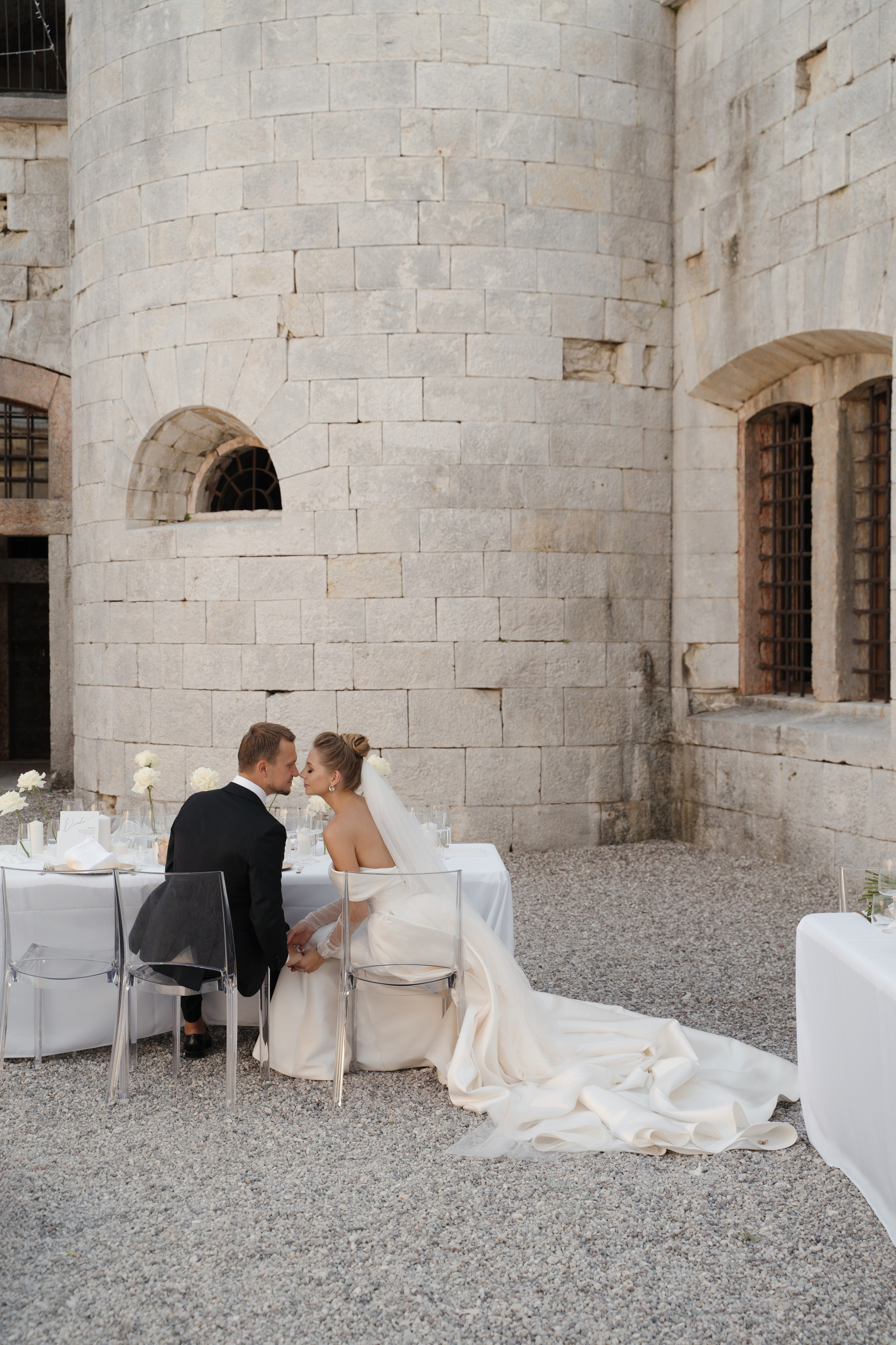 Wedding on the Lake Garda. Valeria Coconova Photographer Italy Como Milan