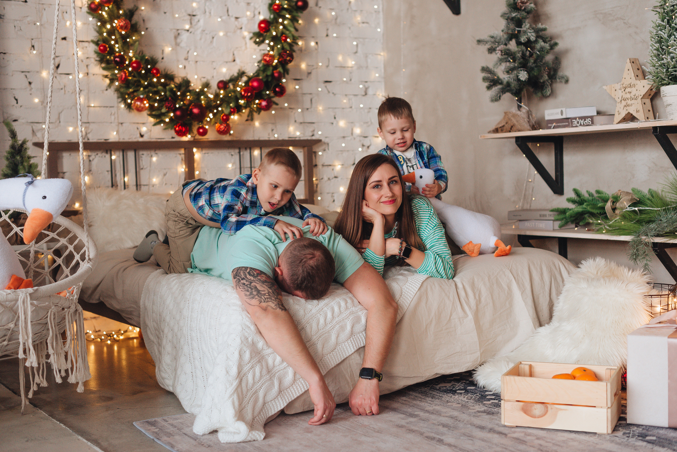 НОВОГОДНИЕ ФОТОСЕССИИ В СТУДИИ. Фотограф Прага | Photographer Prague| Фотограф в Праге Яра Куркус