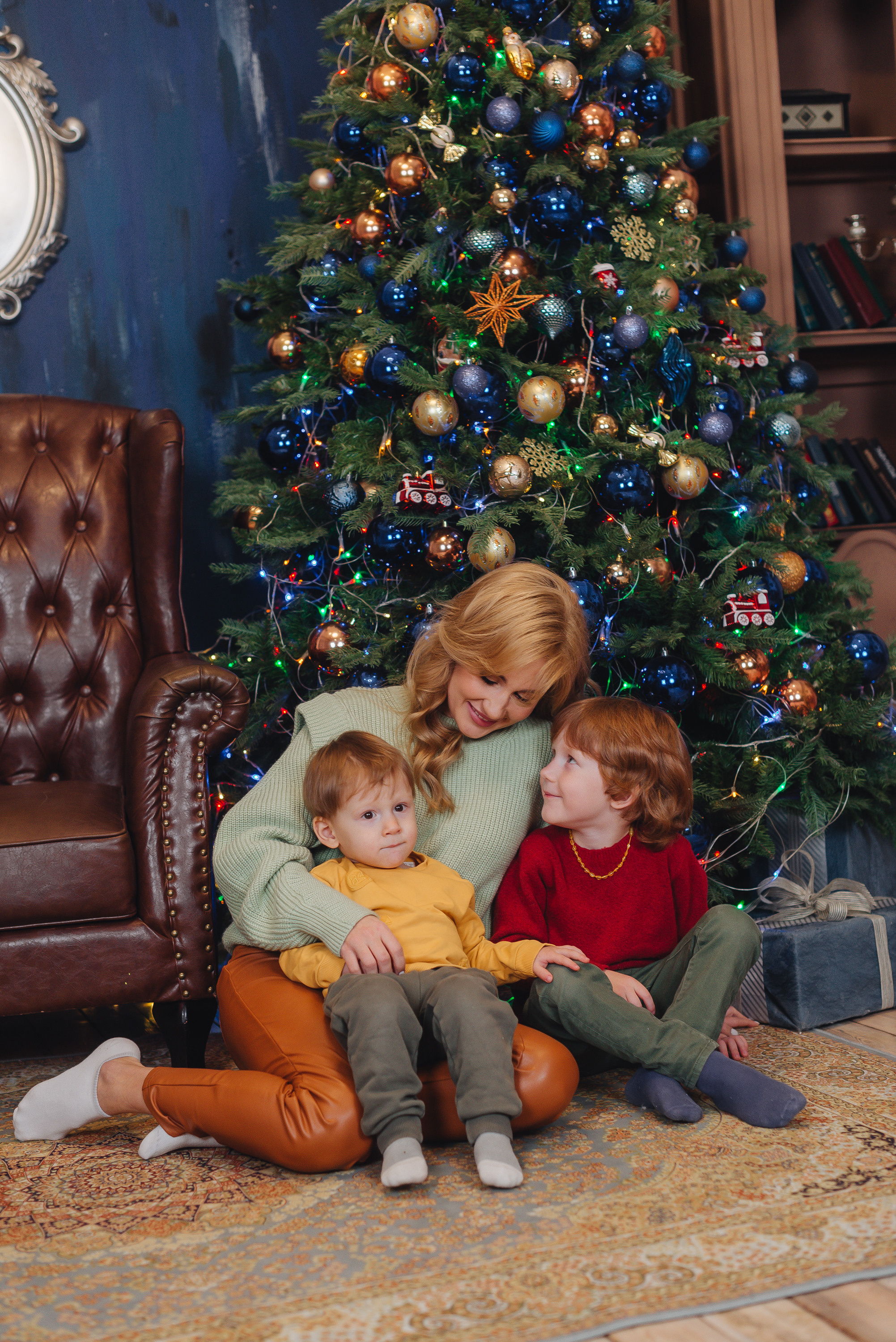 НОВОГОДНИЕ ФОТОСЕССИИ В СТУДИИ. Фотограф Прага | Photographer Prague| Фотограф в Праге Яра Куркус