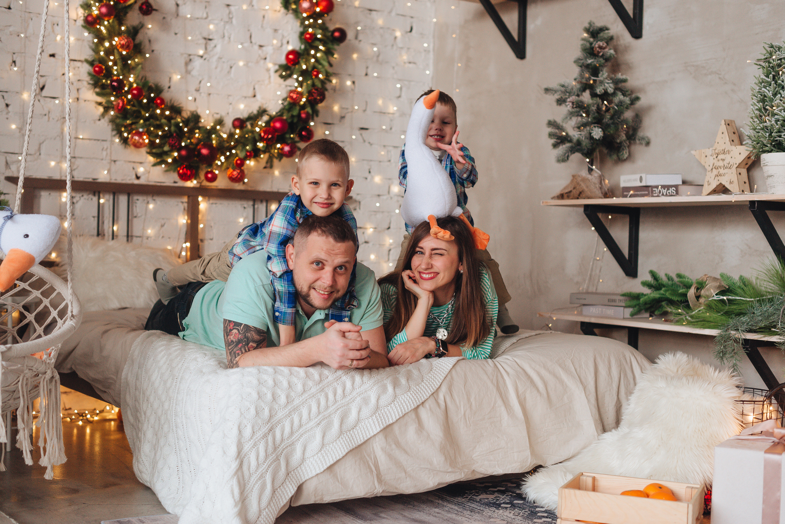 НОВОГОДНИЕ ФОТОСЕССИИ В СТУДИИ. Фотограф Прага | Photographer Prague| Фотограф в Праге Яра Куркус