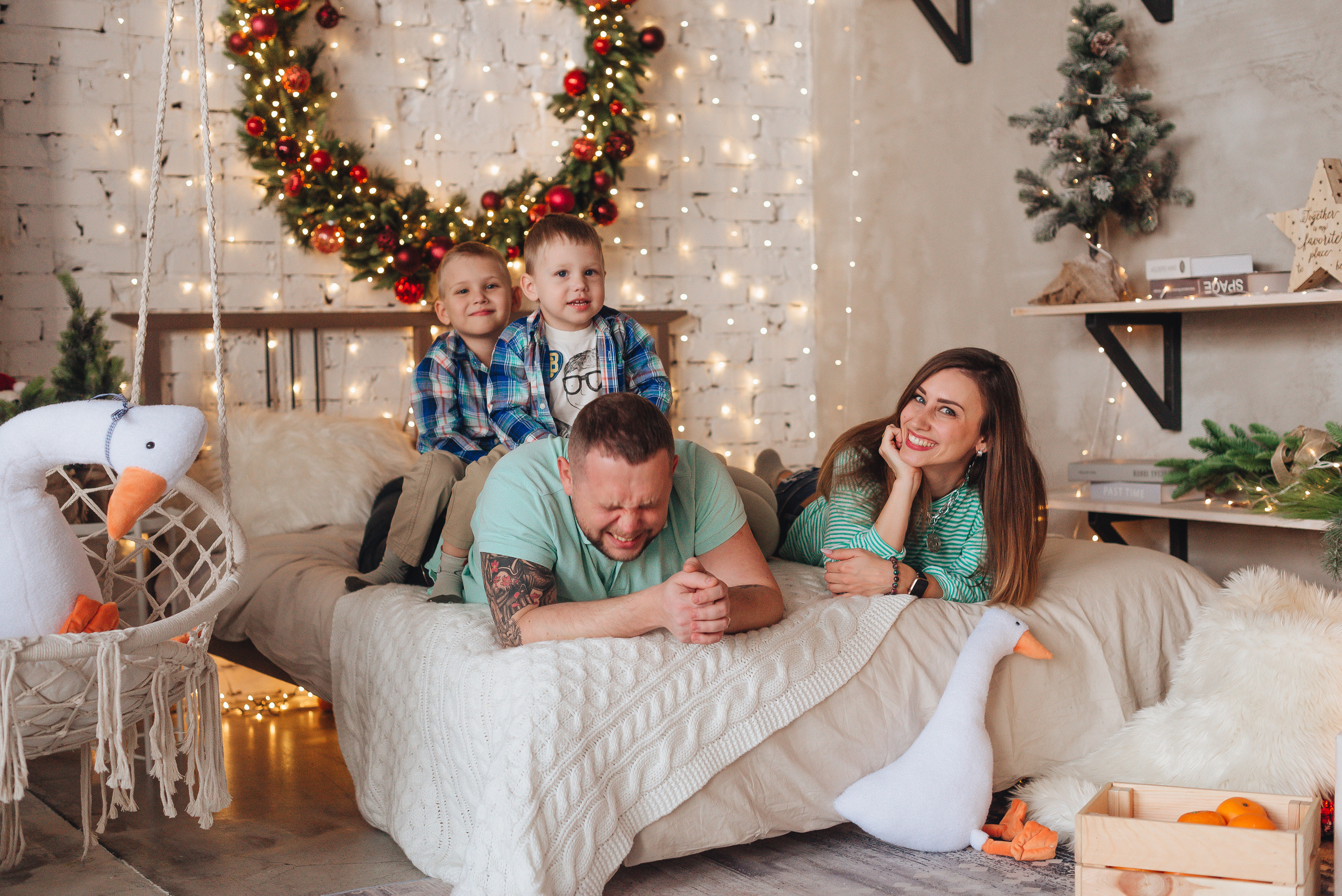 НОВОГОДНИЕ ФОТОСЕССИИ В СТУДИИ. Фотограф Прага | Photographer Prague| Фотограф в Праге Яра Куркус