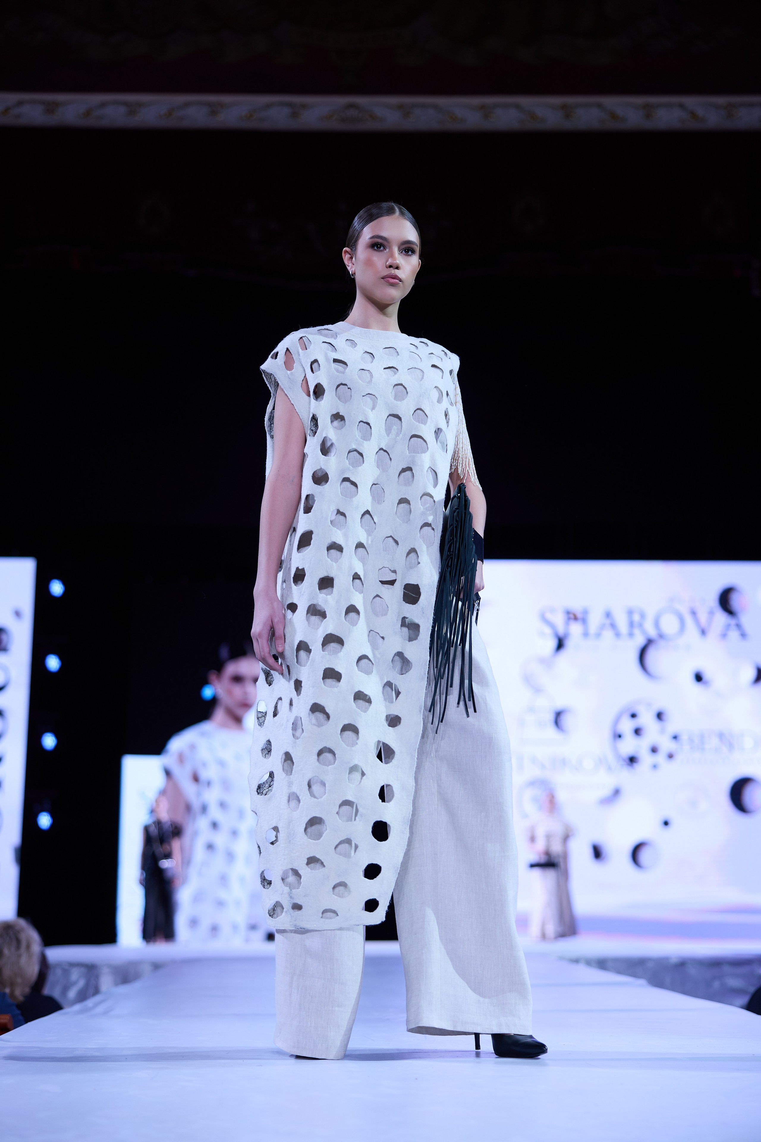 Платье города 2026