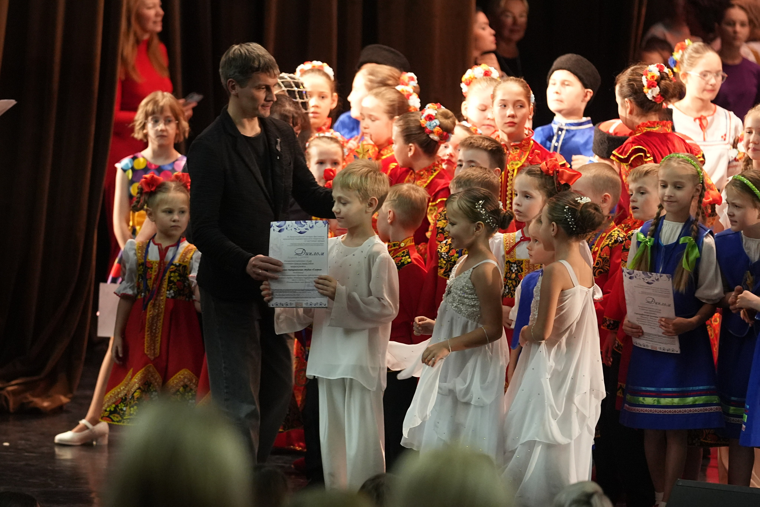 7 декабря, блок 2, г. Москва. Золотое яблочко