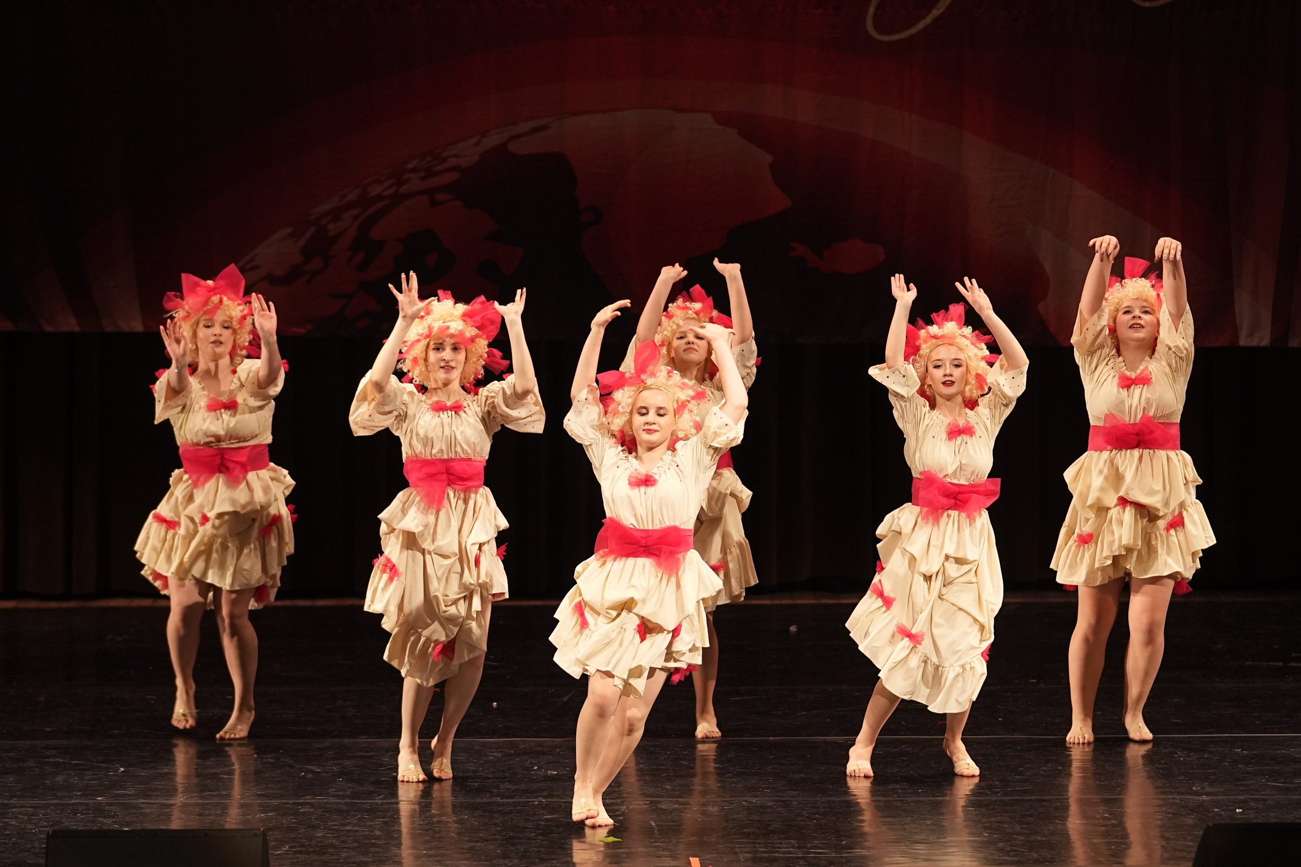 7 декабря, блок 2, г. Москва. Золотое яблочко