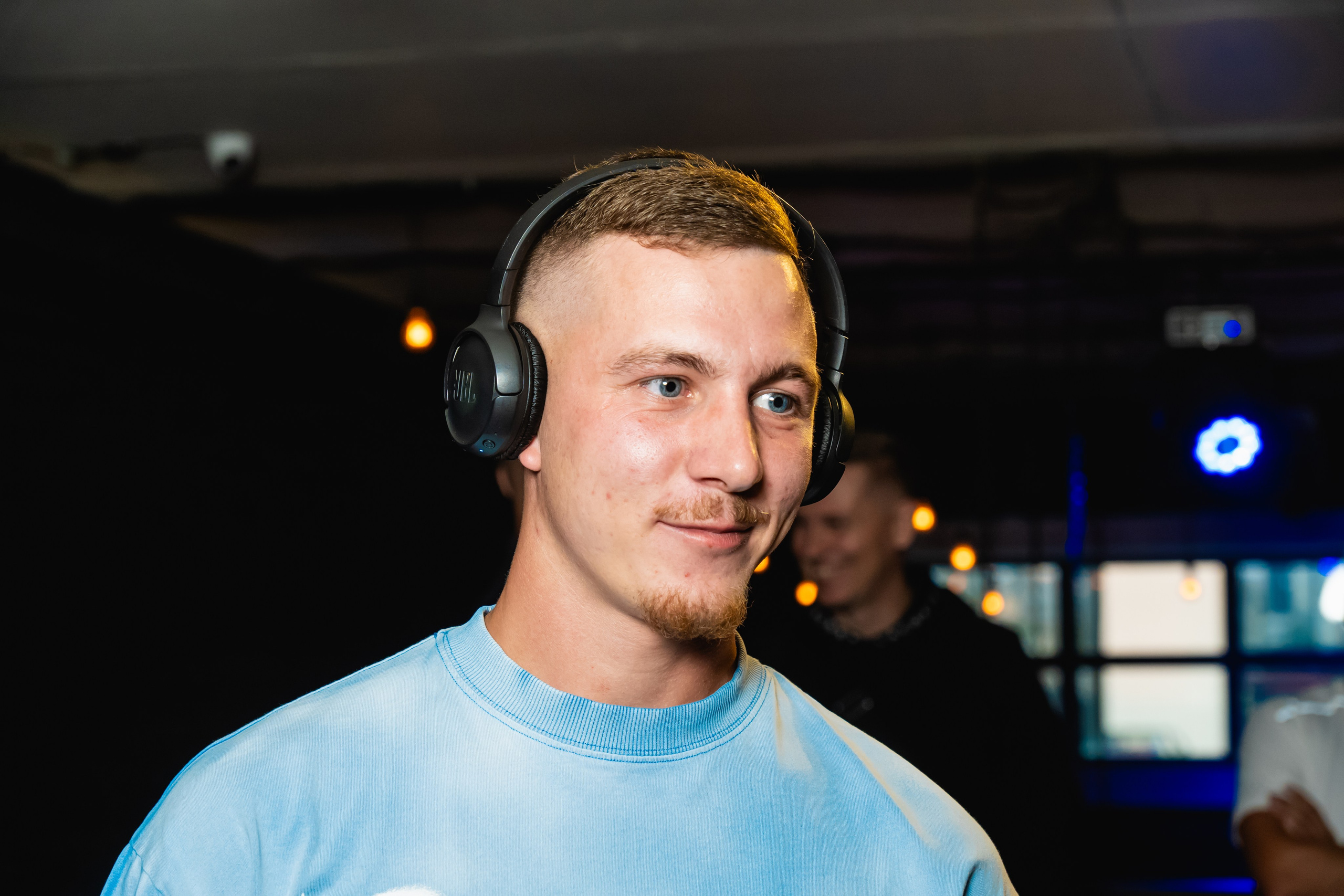 Выпускной Delta. Занимаюсь профессиональной фотографией и живу рядом с Байкалом. Работаю в разных жанрах