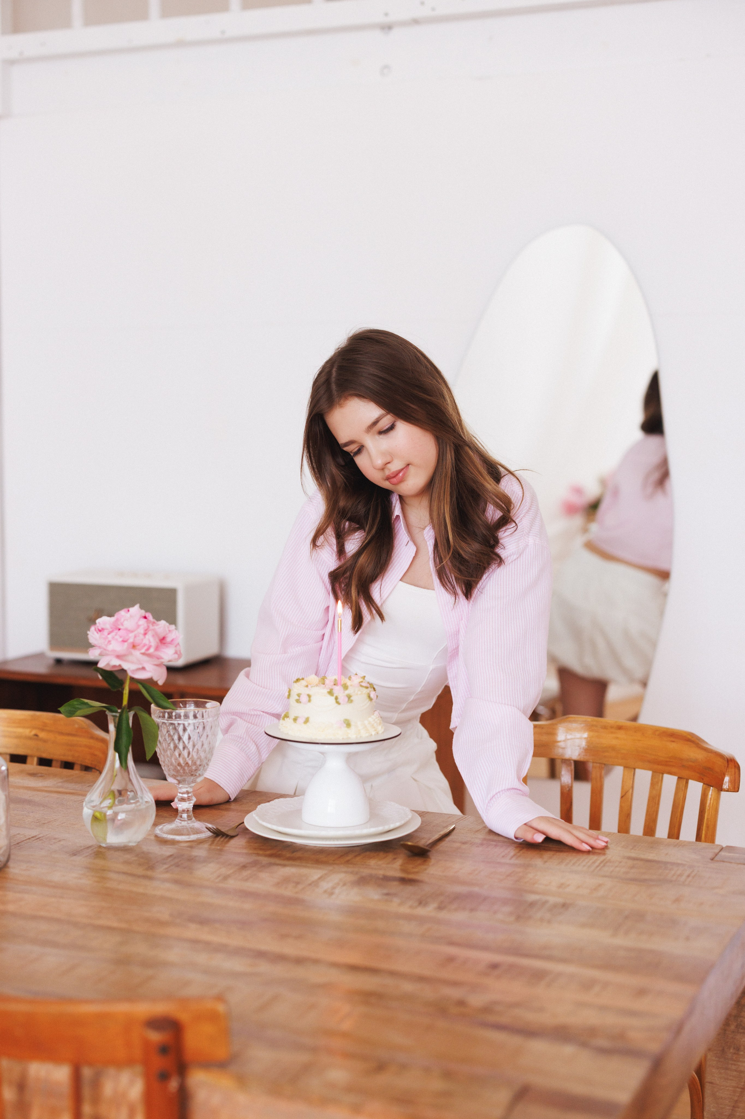 Фотосессия с живыми Пионами в фотостудии «Space JOBS». Семейный и детский фотограф в Краснодаре Анна Трашкова