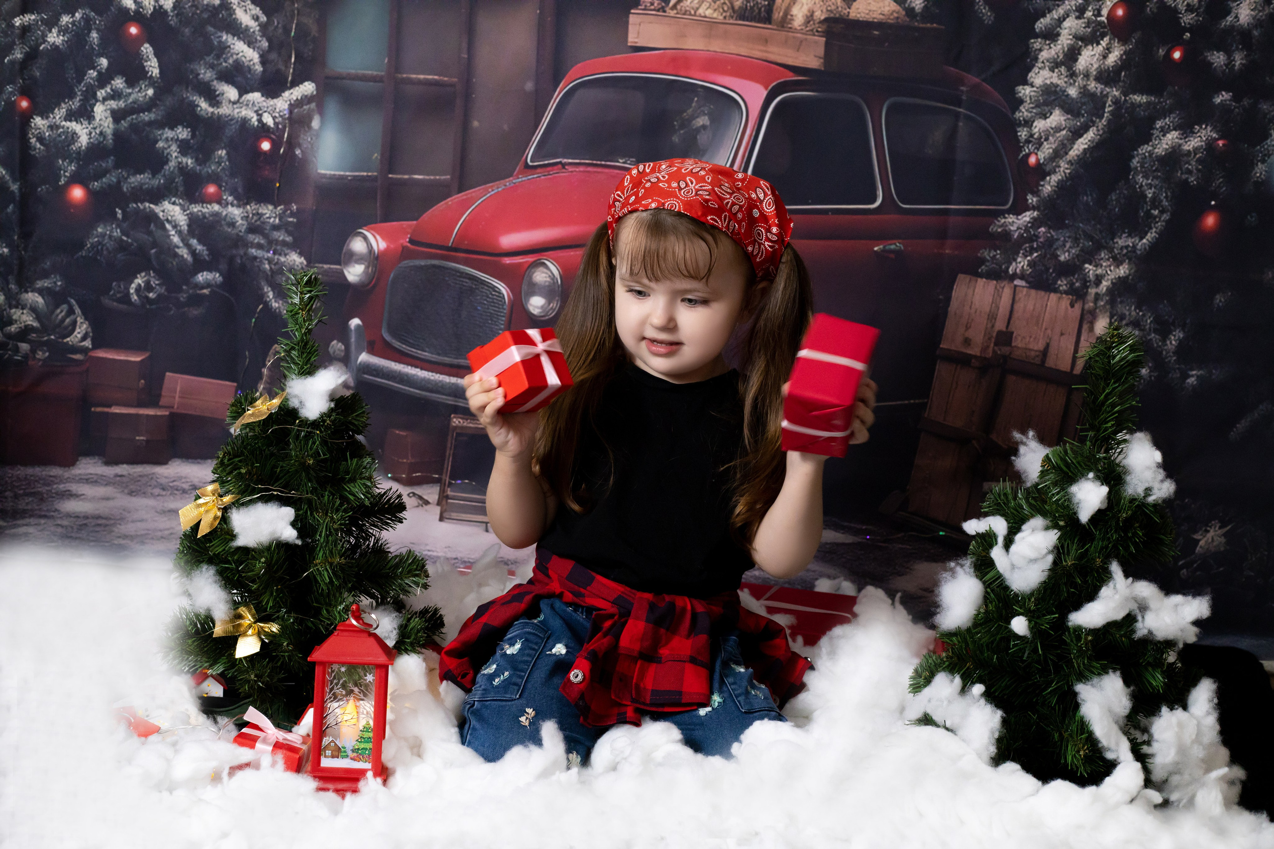Новый год — Красная машина. Фотограф новорожденных Химки, Красногорск, Мытищи и Москва Елена Третьяк