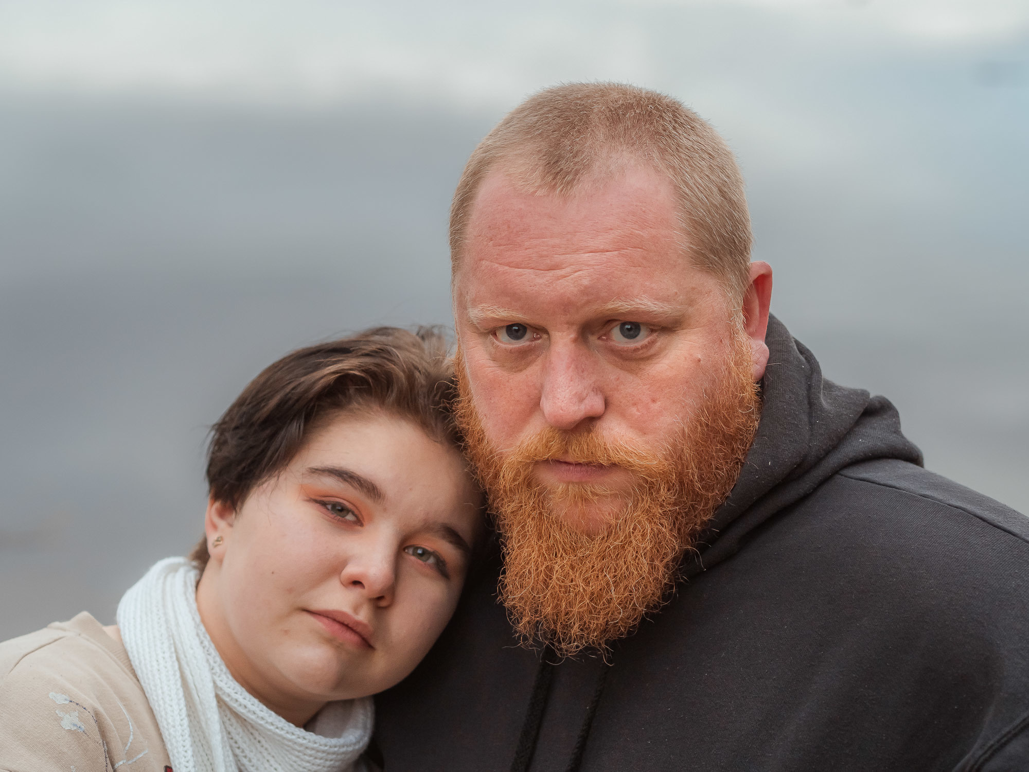 мама папа дочь фотосессия, оригинальный фотосессия, семейная фотосессия на природе, семейная фотосессия на природе с детьми, позы для фотосессии девушки на улице весной