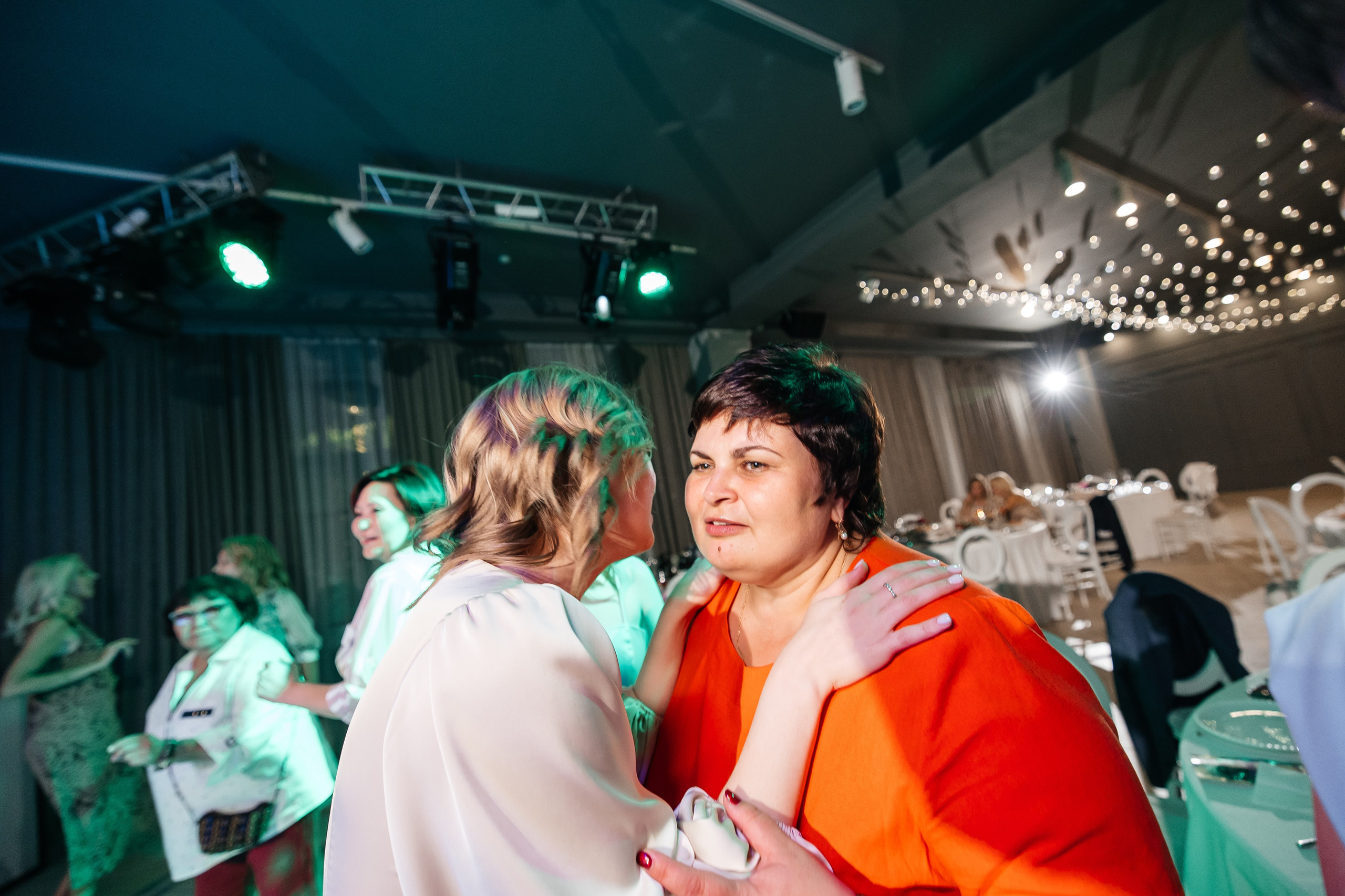 2023-06-23 Выпускной МБОУ СОШ № 10. Фотограф в Красноярске