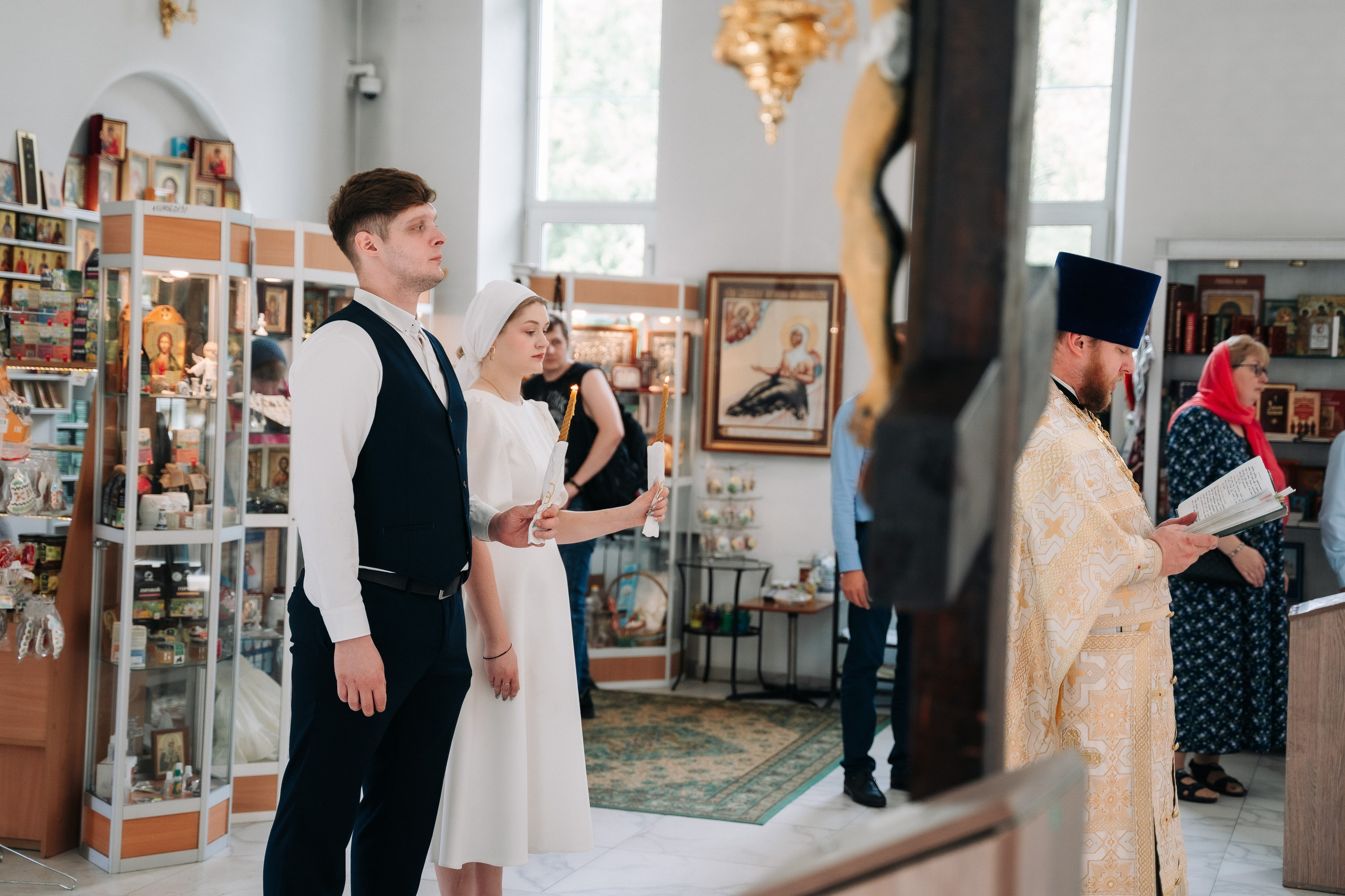 Венчание в Церкови Ермогена Патриарха Всероссийского в Южном Тушино. Свадебный и семейный фотограф в Москве и МО Геннадий Туманцев