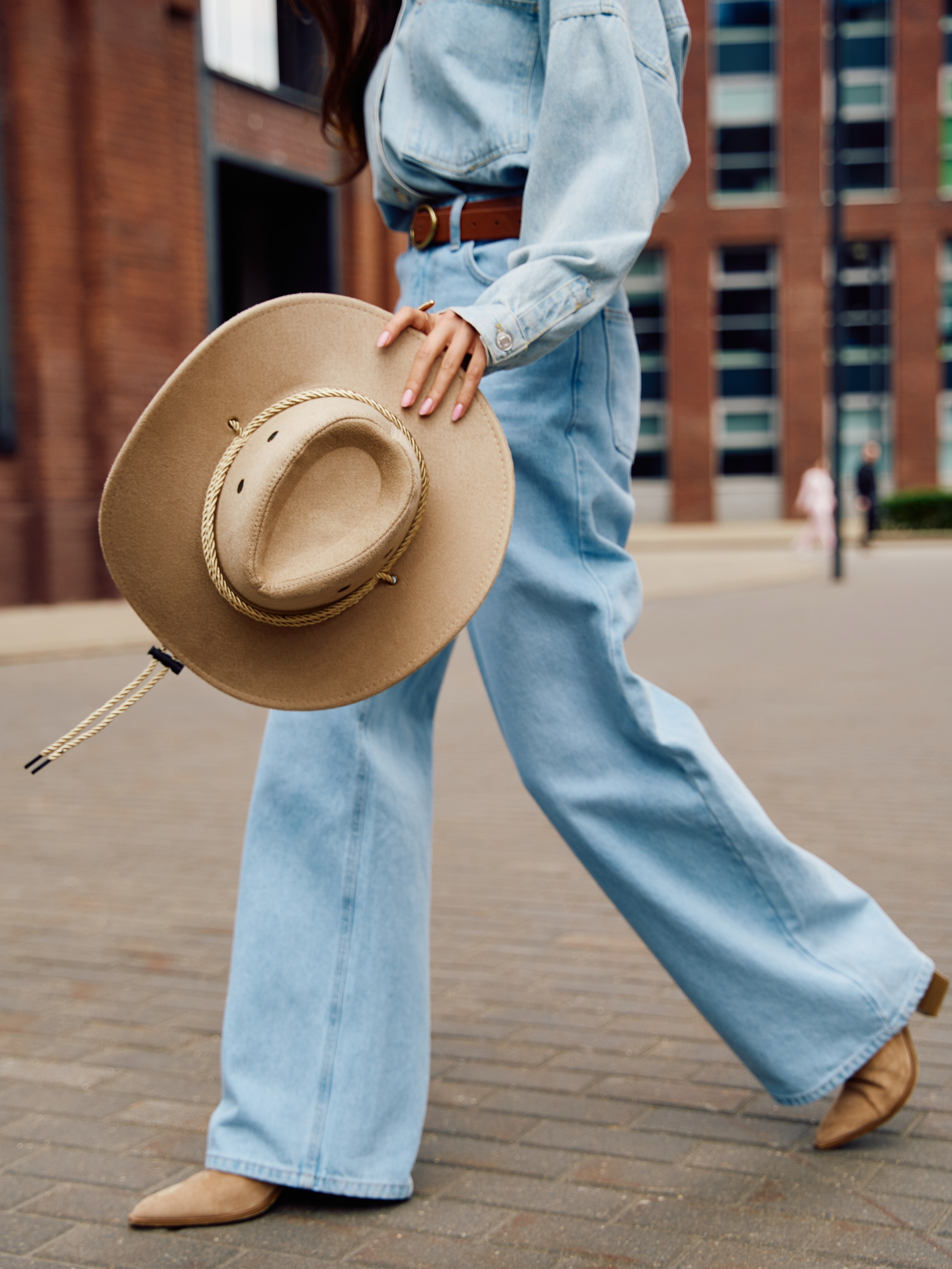 Шляпа. Фотограф для маркетплейсов в Москве