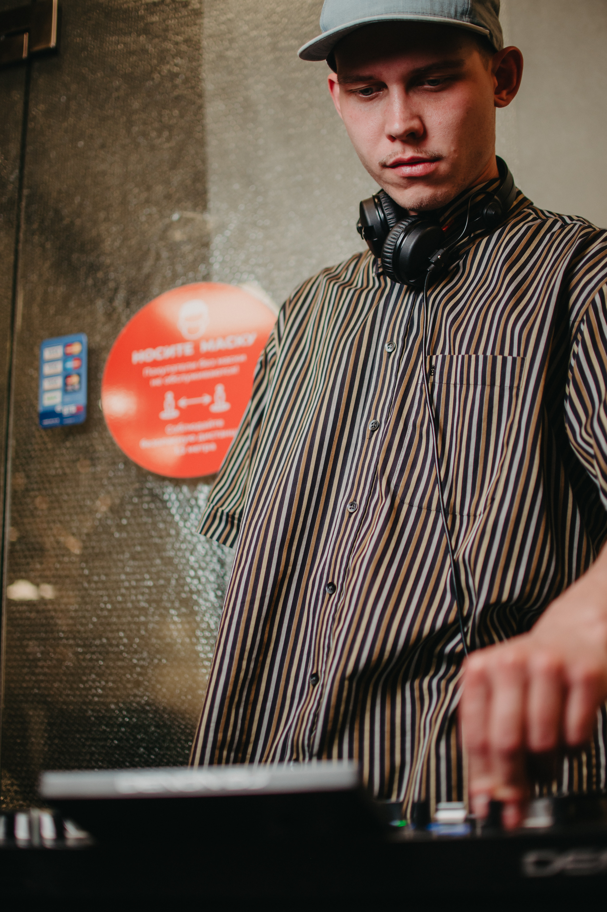 Открытие магазина концептуального бренда одежды MIRBA. Контент фотограф Илья Урс