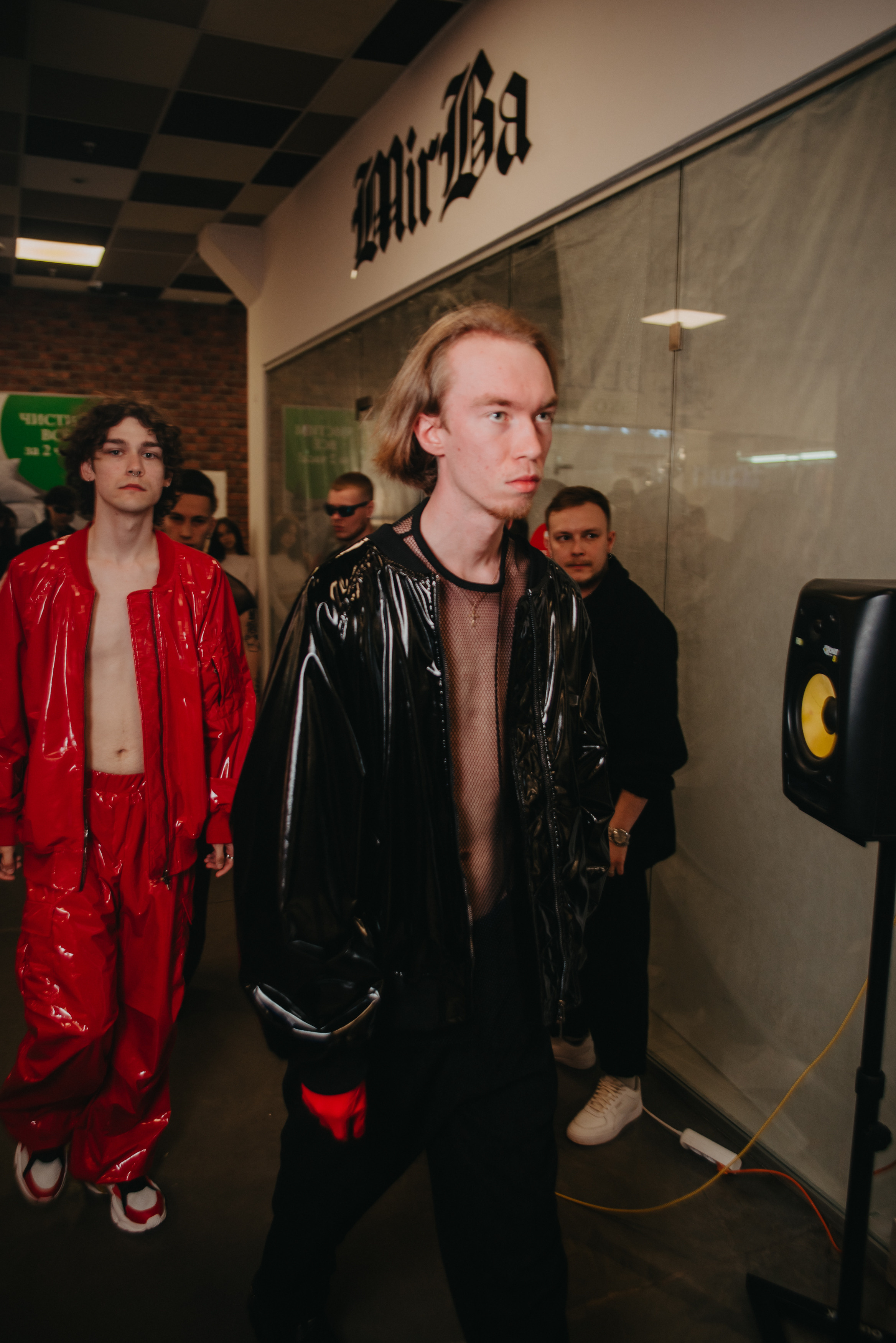 Открытие магазина концептуального бренда одежды MIRBA. Контент фотограф Илья Урс