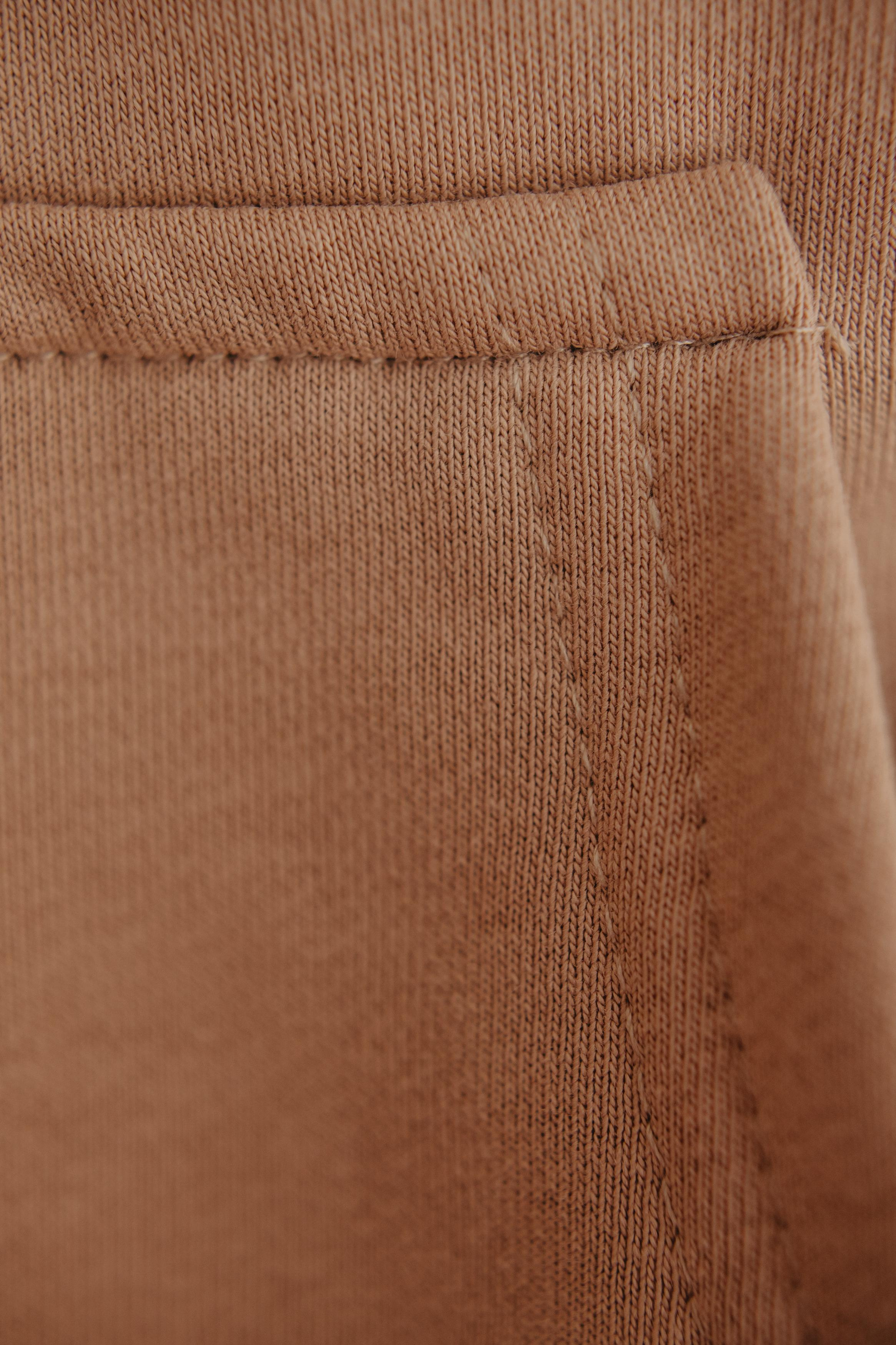 Спортивная одежда для вайлдбериз. Контент фотограф Илья Урс