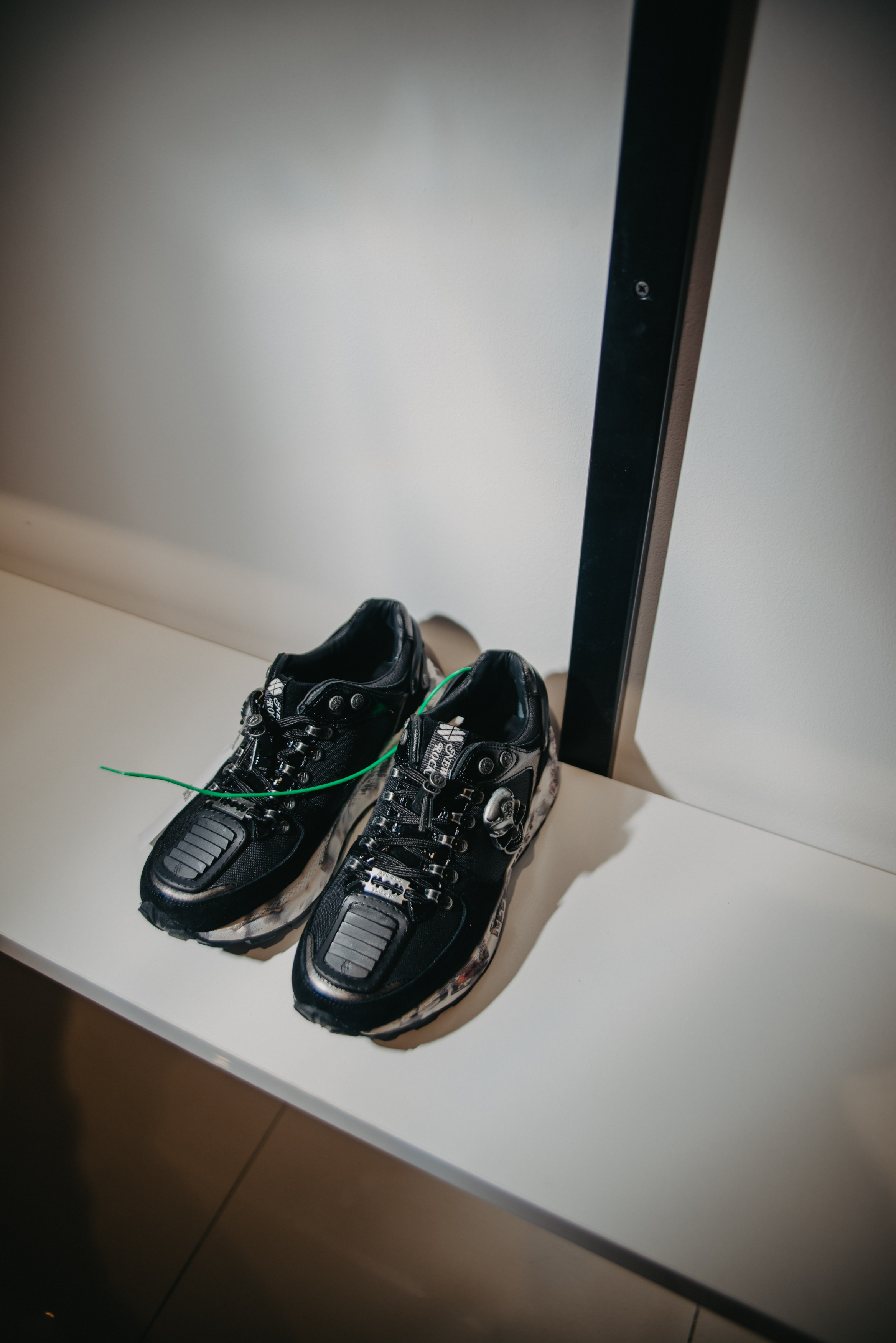 Открытие магазина концептуального бренда одежды MIRBA. Контент фотограф Илья Урс