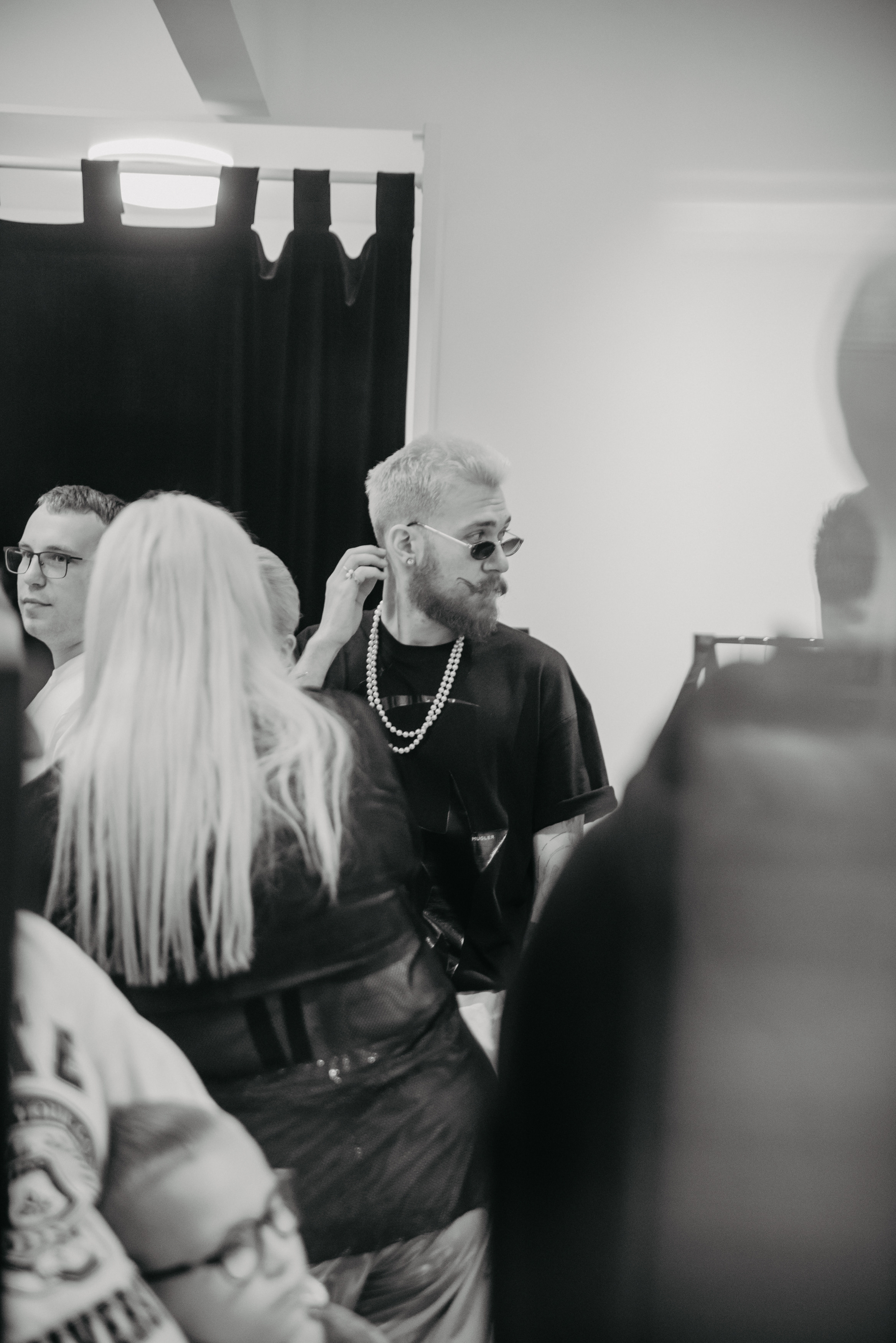 Открытие магазина концептуального бренда одежды MIRBA. Контент фотограф Илья Урс