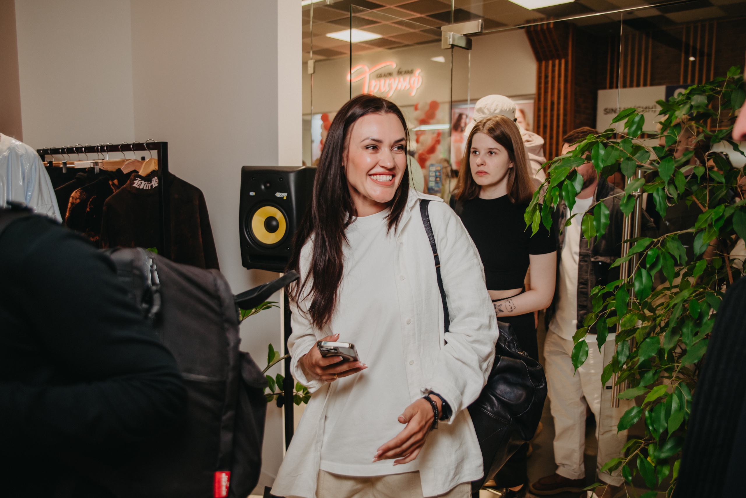 Открытие магазина концептуального бренда одежды MIRBA. Контент фотограф Илья Урс