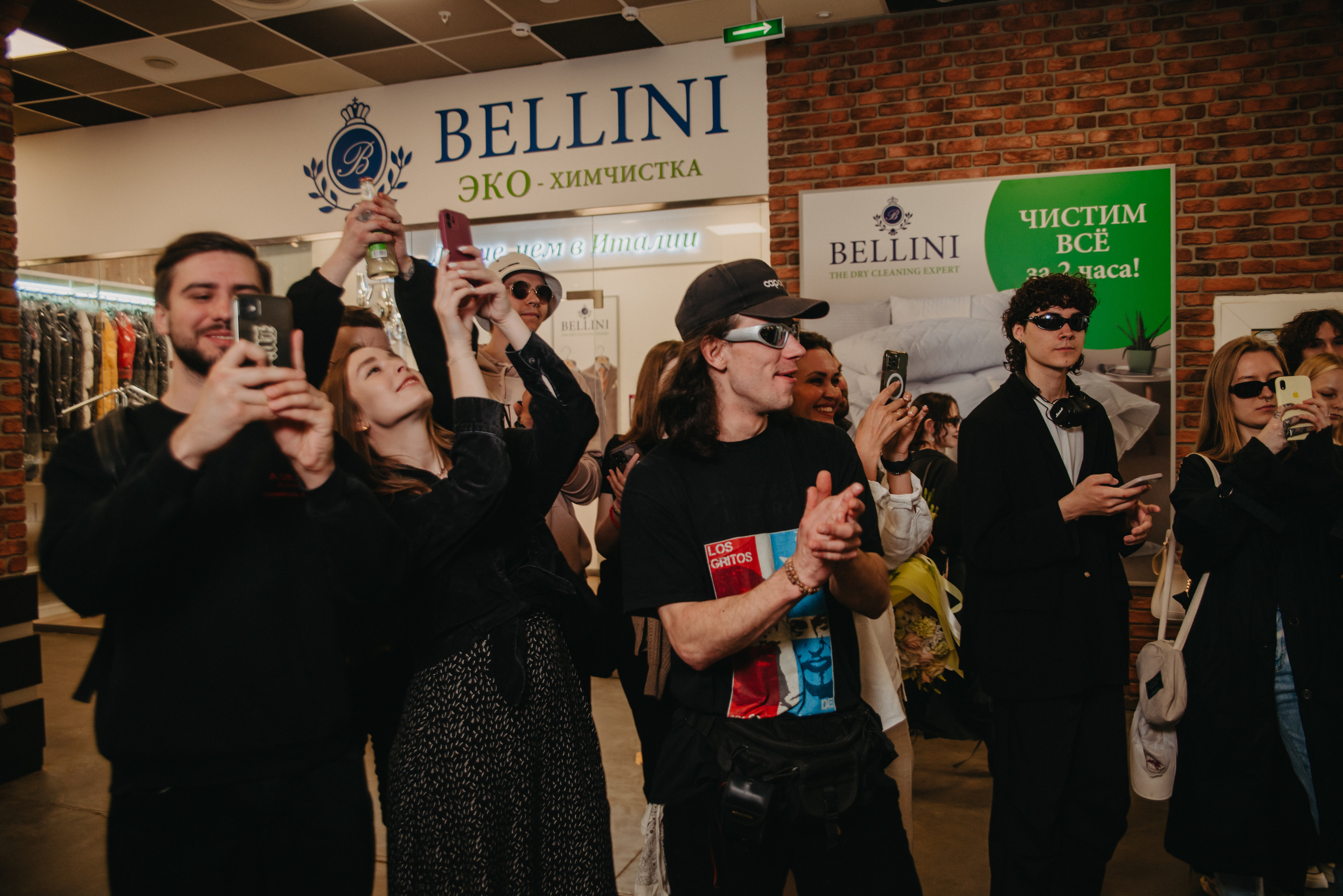 Открытие магазина концептуального бренда одежды MIRBA. Контент фотограф Илья Урс
