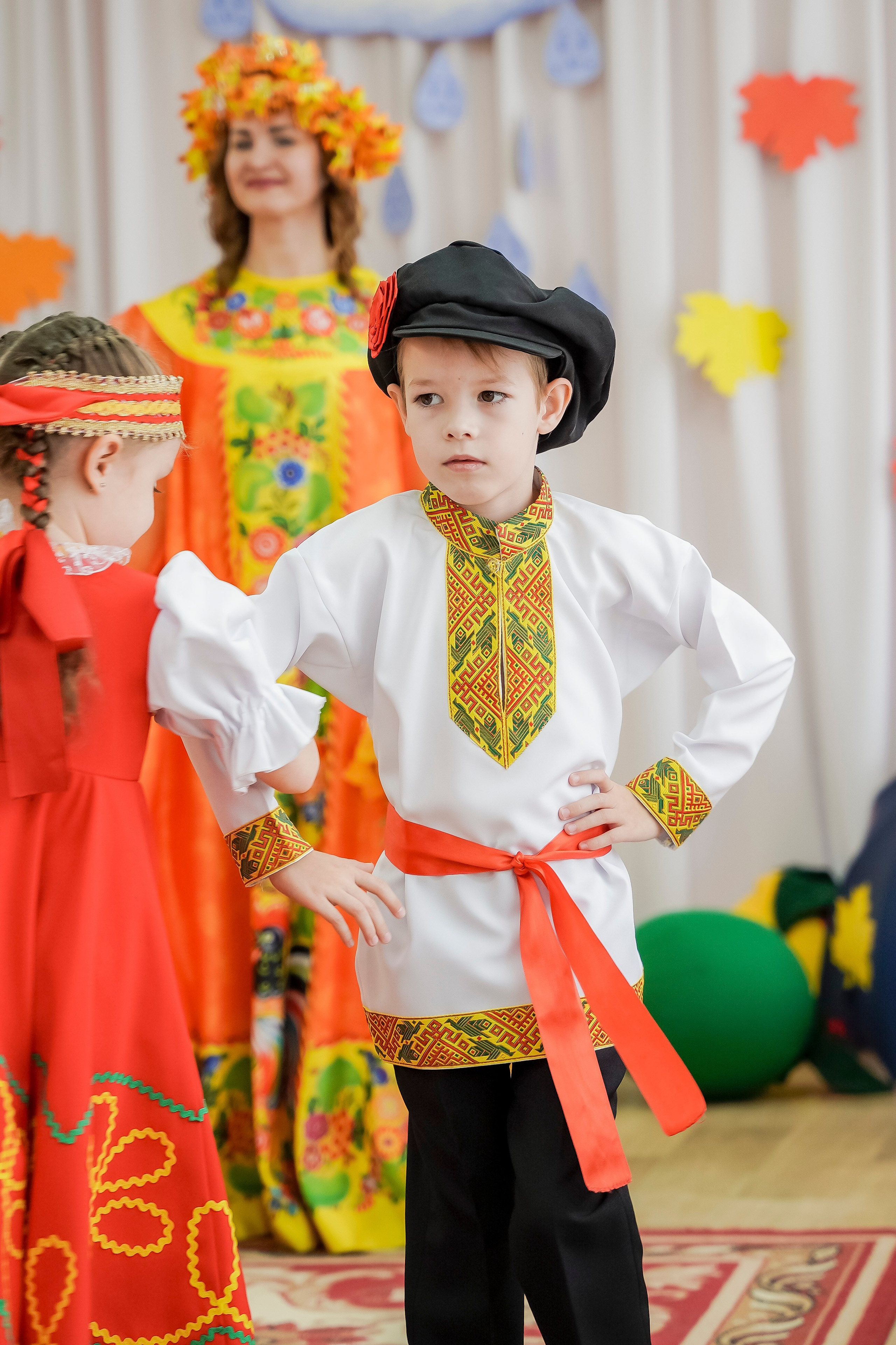 Еще осень. Геннадий Войтов — контент под любые задачи