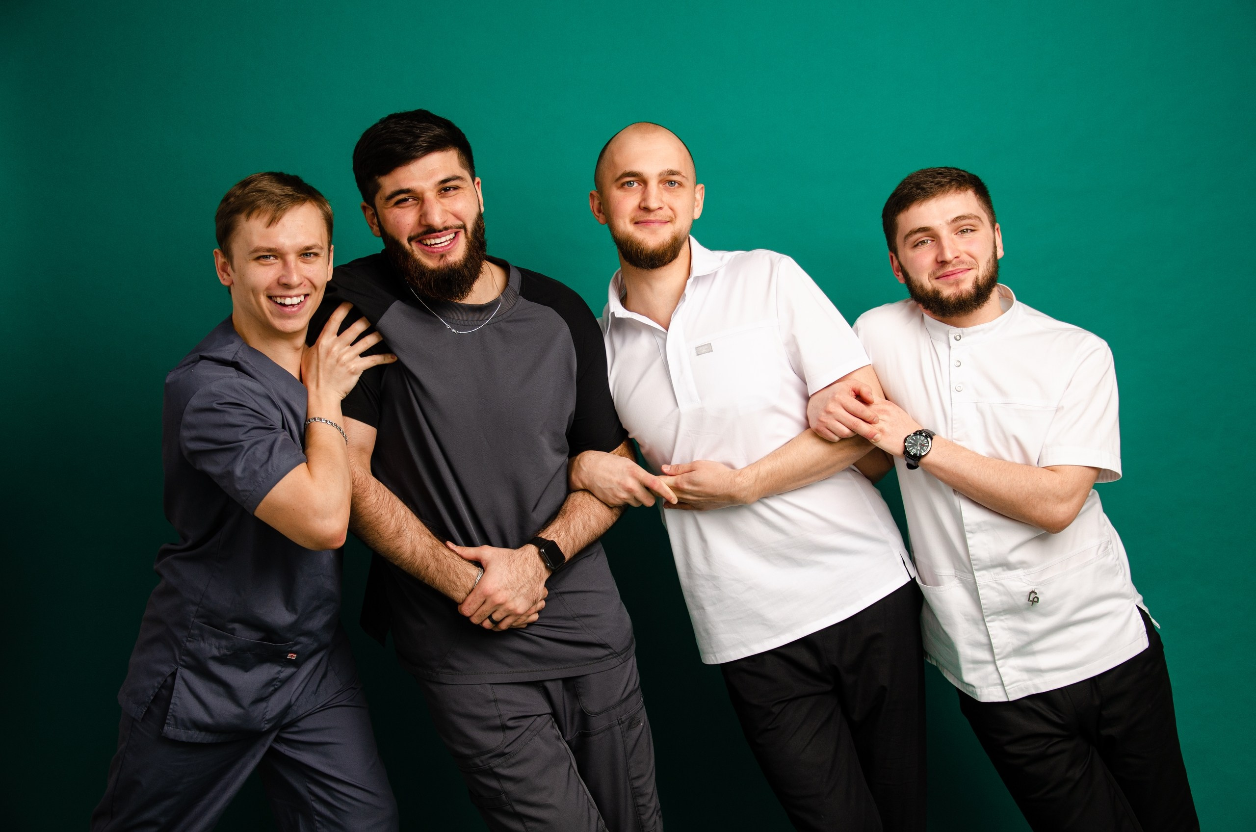 Выпускная фотосессия. ФОТОГРАФ ВОЛГОГРАД ПОЛИНА ЗОЛОТЫХ