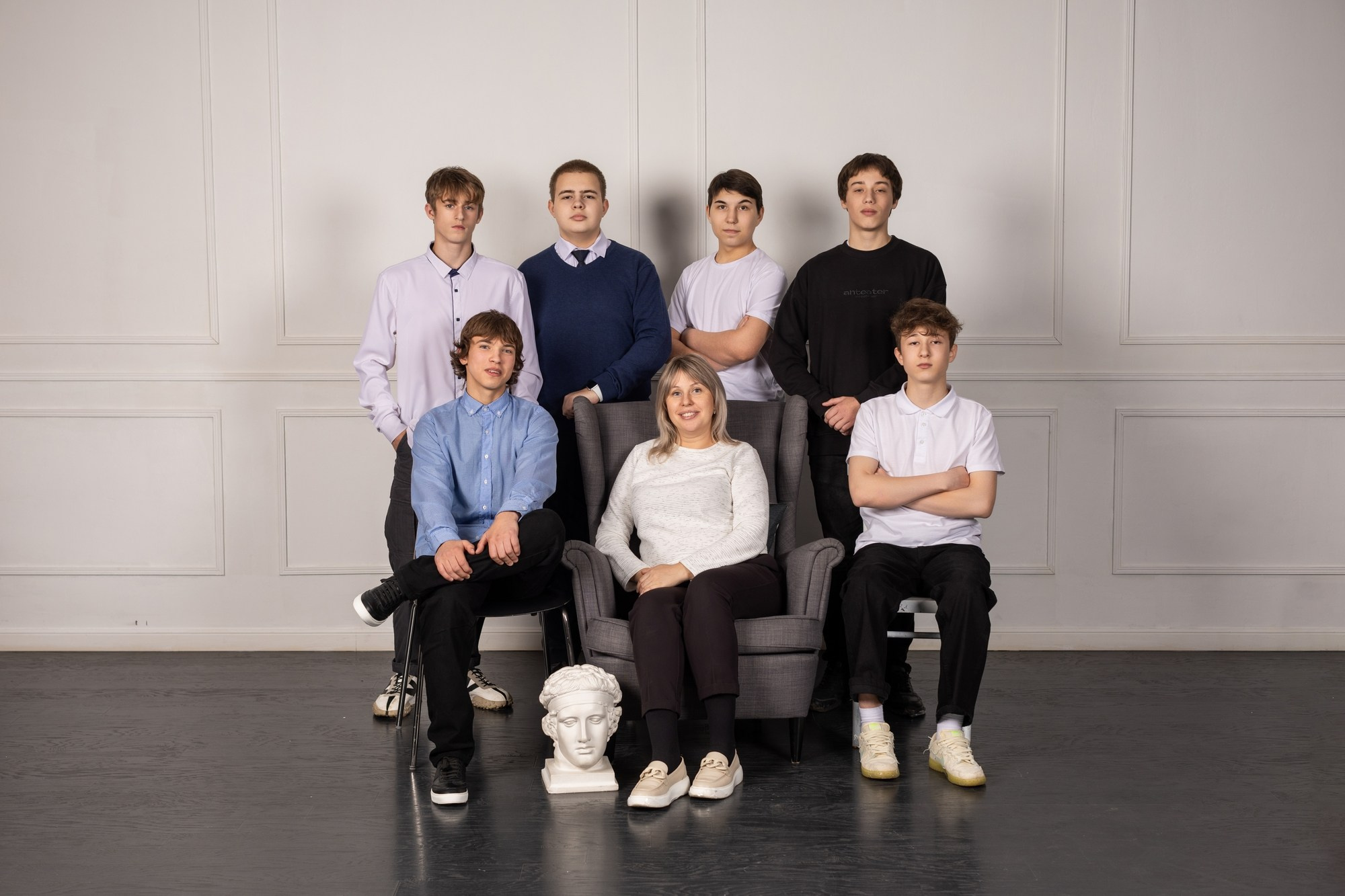 Создание Выпускного Альбома для 9 Класса: Съемка в Студии, Красноярск. СИГМА | Студия выпускных альбомов Красноярск