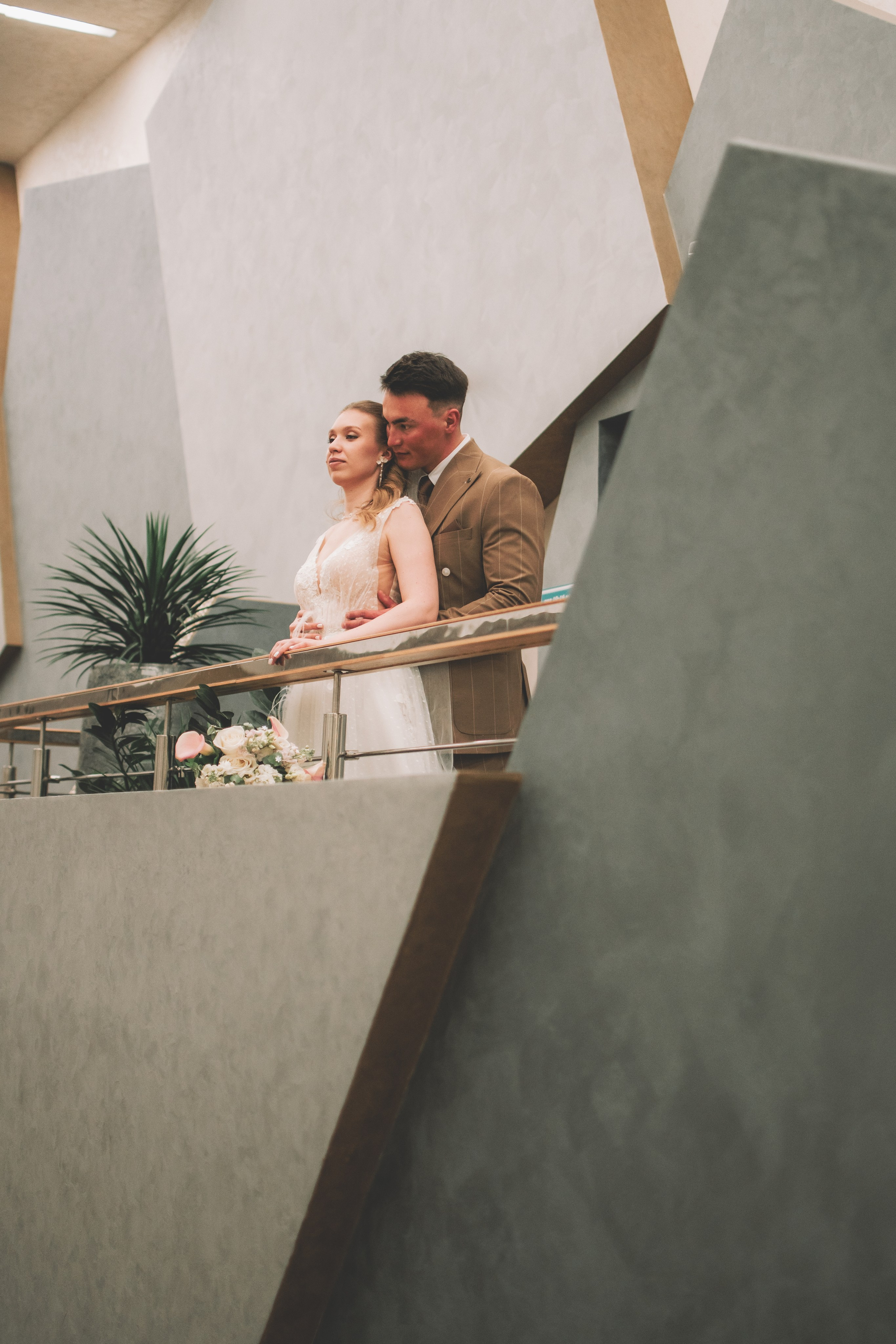 Альберт и Анастасия (Студийная фотосессия, роспись в ДК Нефтяник + фотосессия с гостями). Семейный и свадебный фотограф Губкинский и Ставрополь