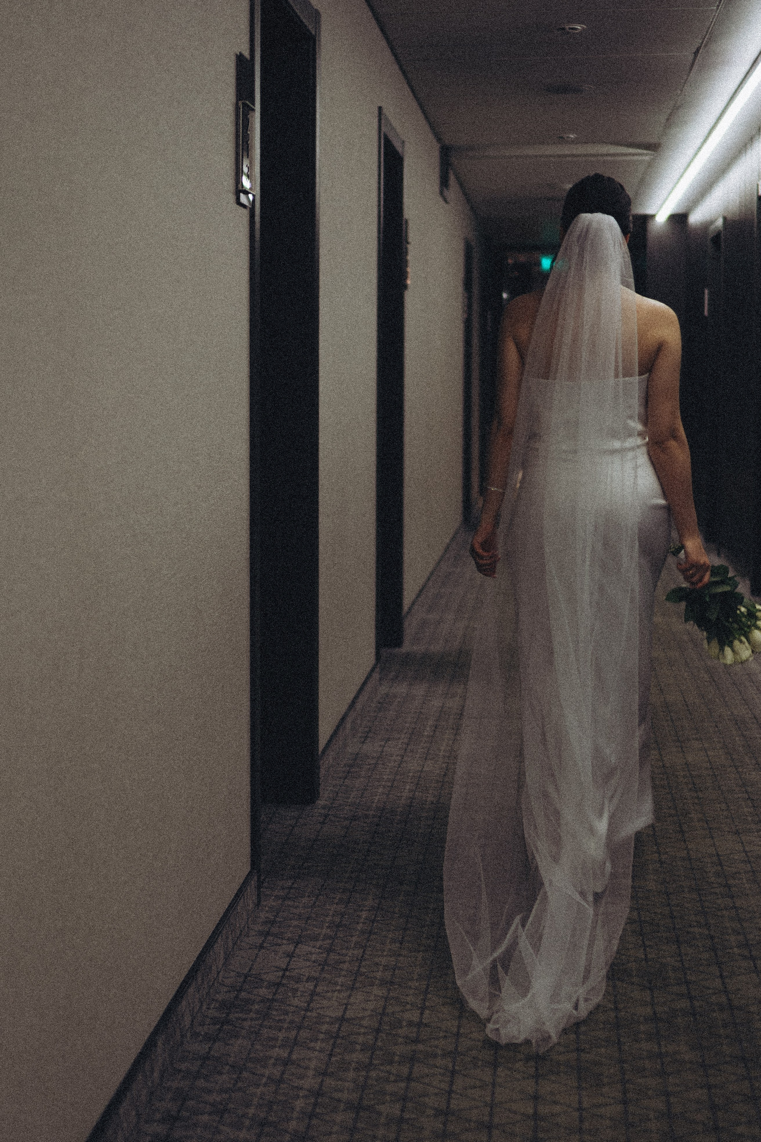 СВАДЕБНАЯ СЬЕМКА СБОРОВ ЖЕНИХА И НЕВЕСТЫ В ОТЕЛЕ И ТАКЖЕ ФОТОСЕССИИЯ В ОТЕЛЕЕ МЕГАПОЛИС БРЯНСК. Профессиональный фотограф, Санкт-Петербург — Виктория Богомолова