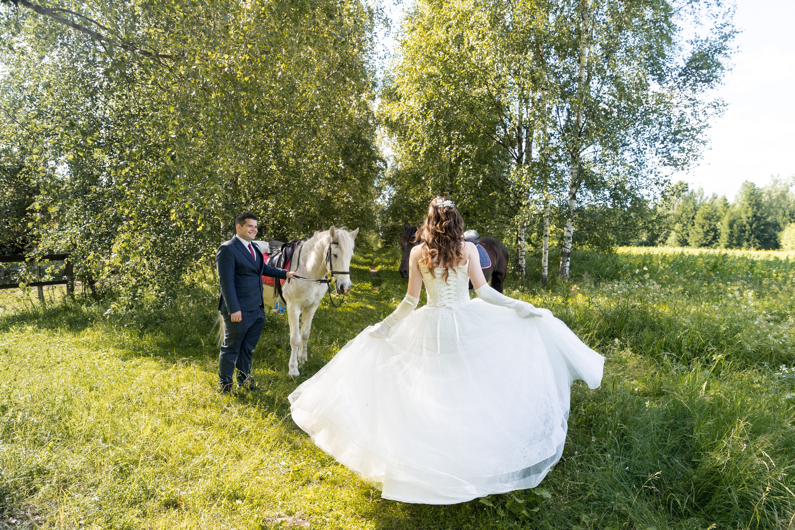 Свадьба и лошади. Свадебный и семейный фотограф Москва и Московская область