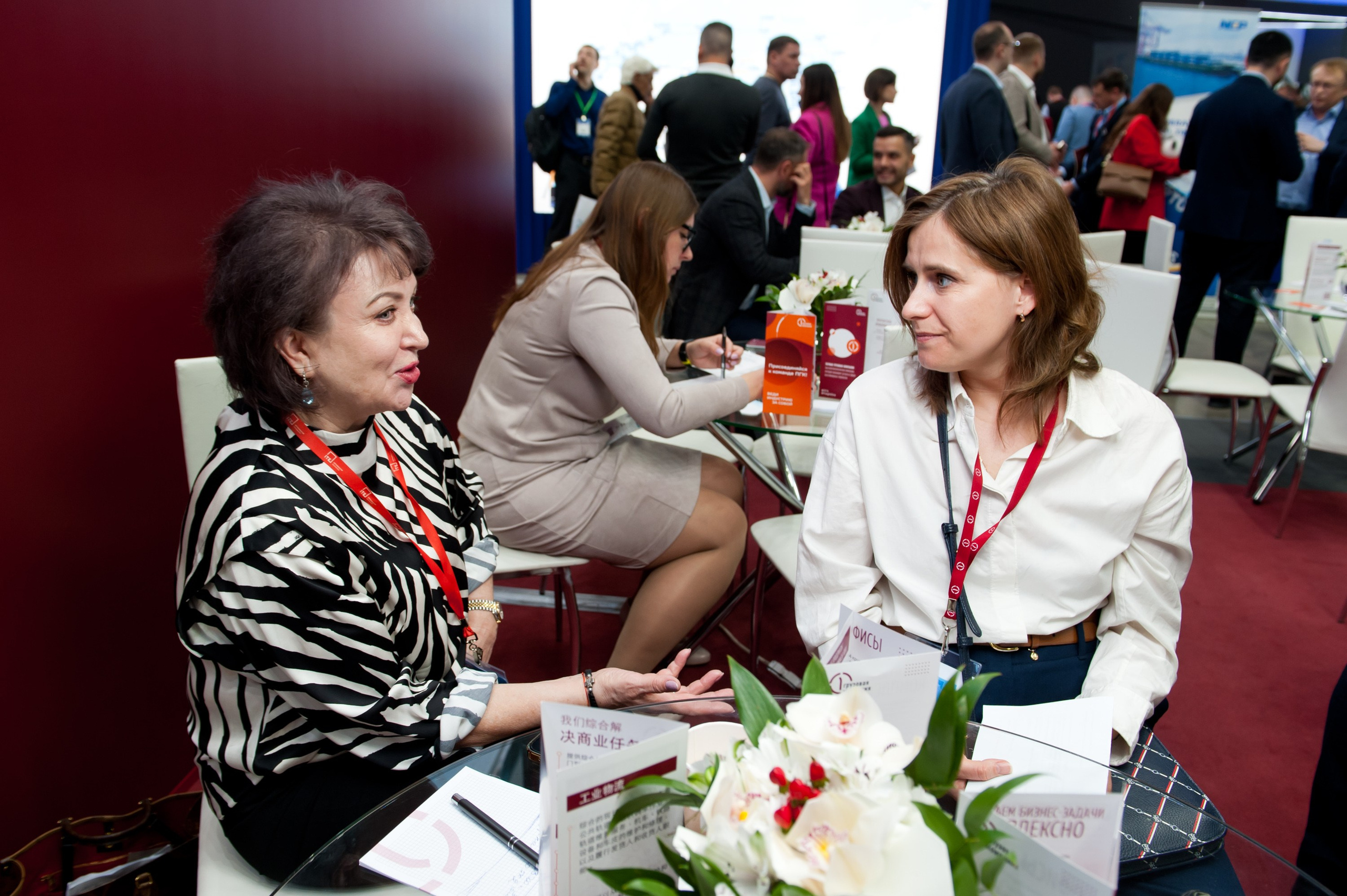 Работа выставочного стенда ПГК. Репортажный фотограф и видеограф Слава Думчев. Тимбилдинги, отчетники, корпоративы