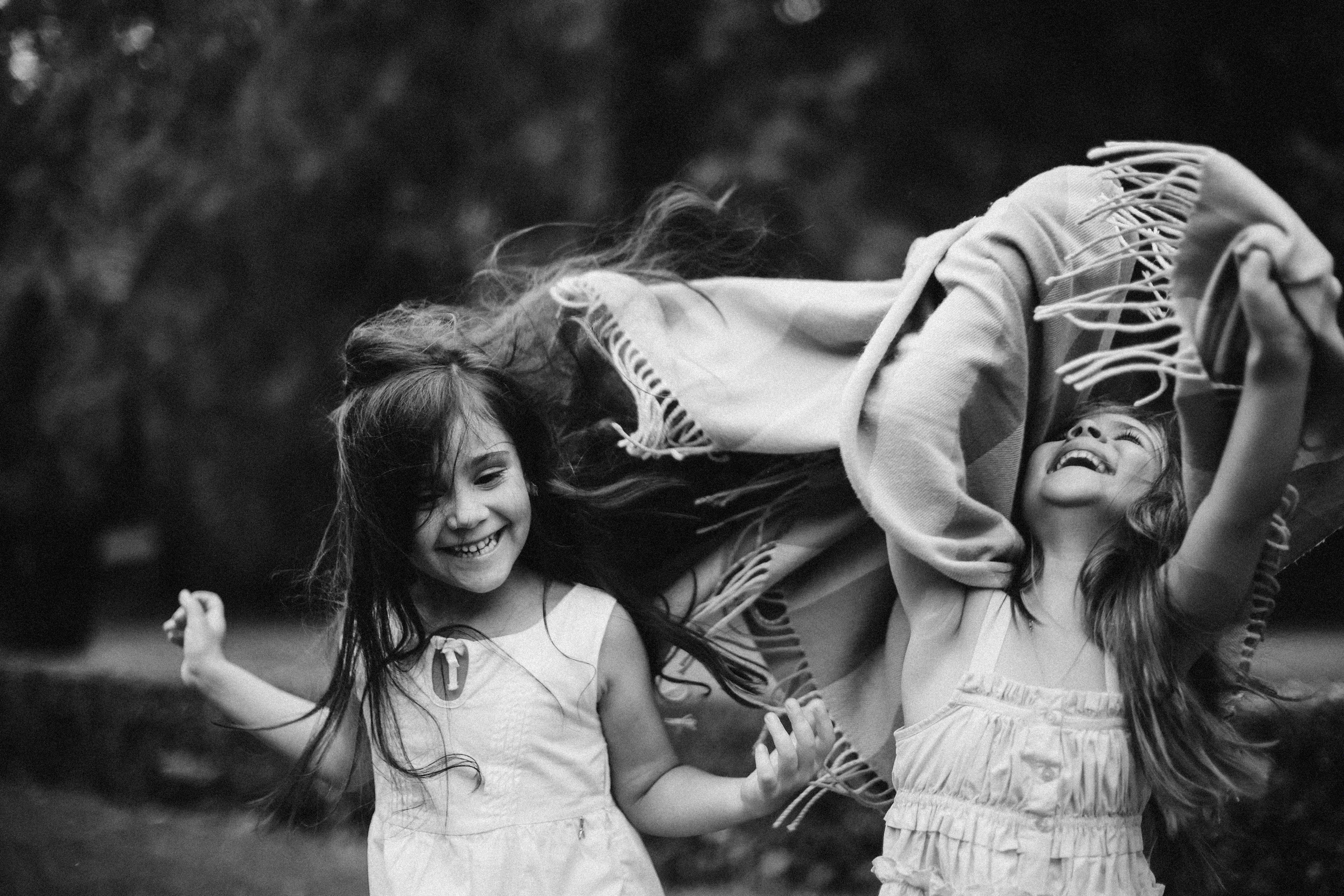 Летняя фотосессия в Ростовском парке. Аделина и Дарина. Omar Shapiev